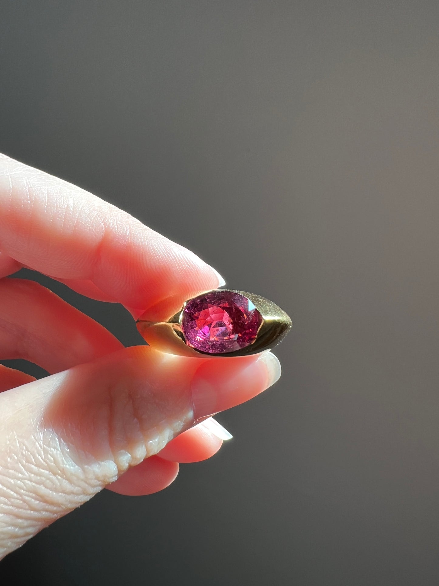 MEGA Natural Pink TOURMALINE Knife Edge Domed Bombe Ring Band French Vintage Preowned HEAVY 13.6g 18k Gold Retro Statement Stacker