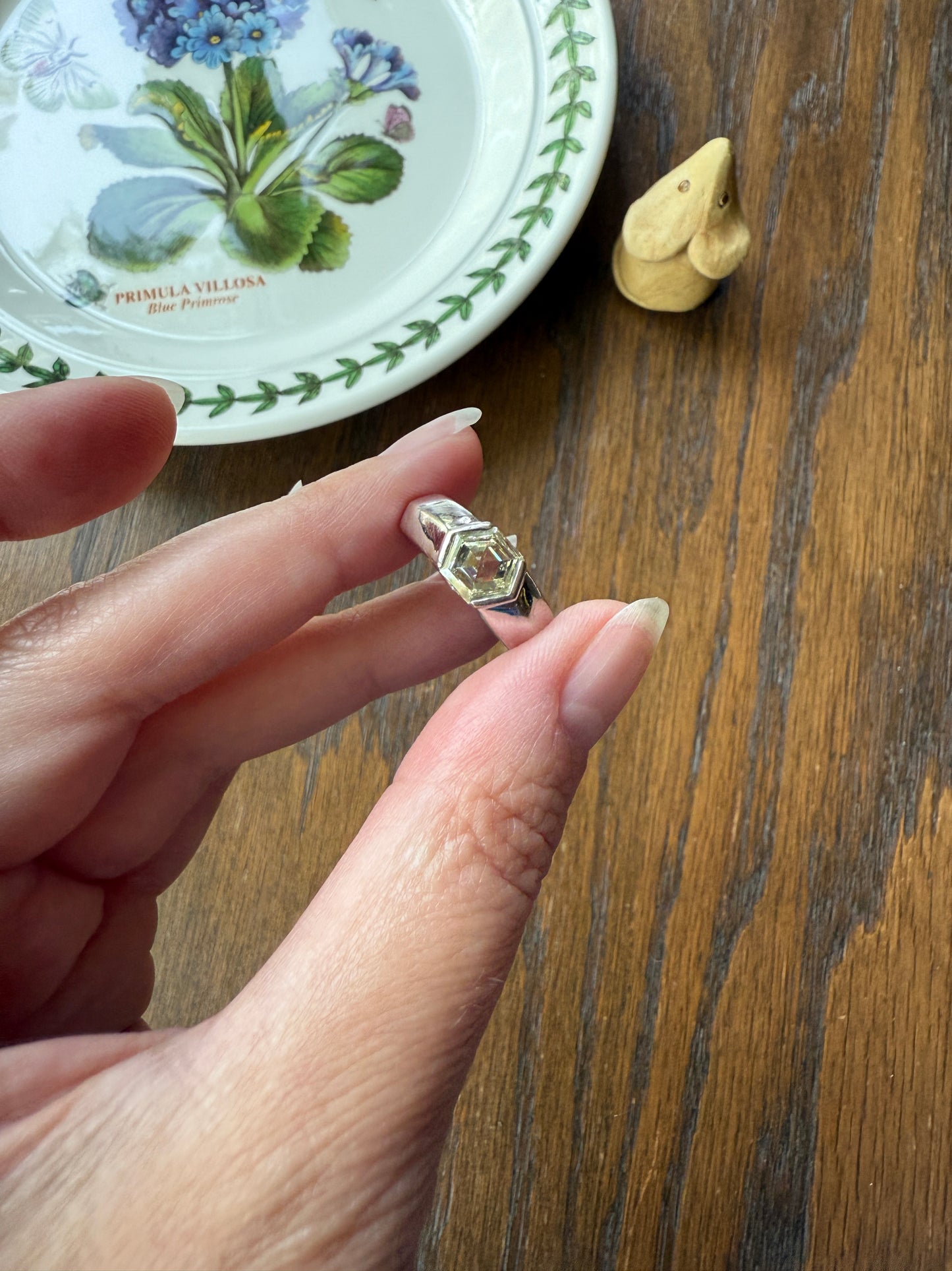 Rare HEXAGON Natural Diamond Pale Yellow French Vintage 18k White Gold Gypsy Ring 9.1g Chunky Sturdy Stacker Unisex Step Cut Beveled Band
