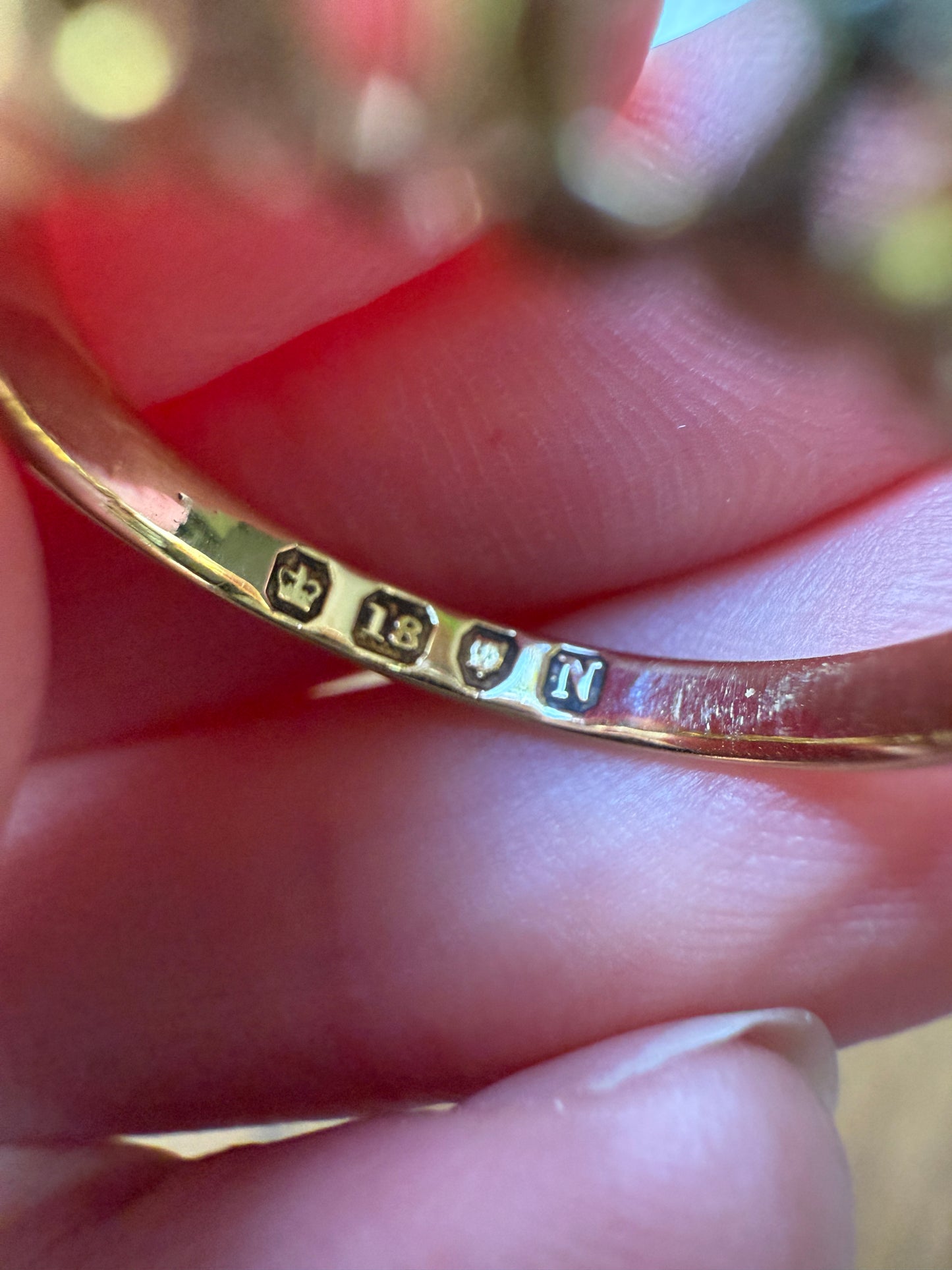 Antique 1.5 Carat Old Mine Cut DIAMOND 5 Five Stone Band Ring 18k Gold Scrolled Victorian c1888