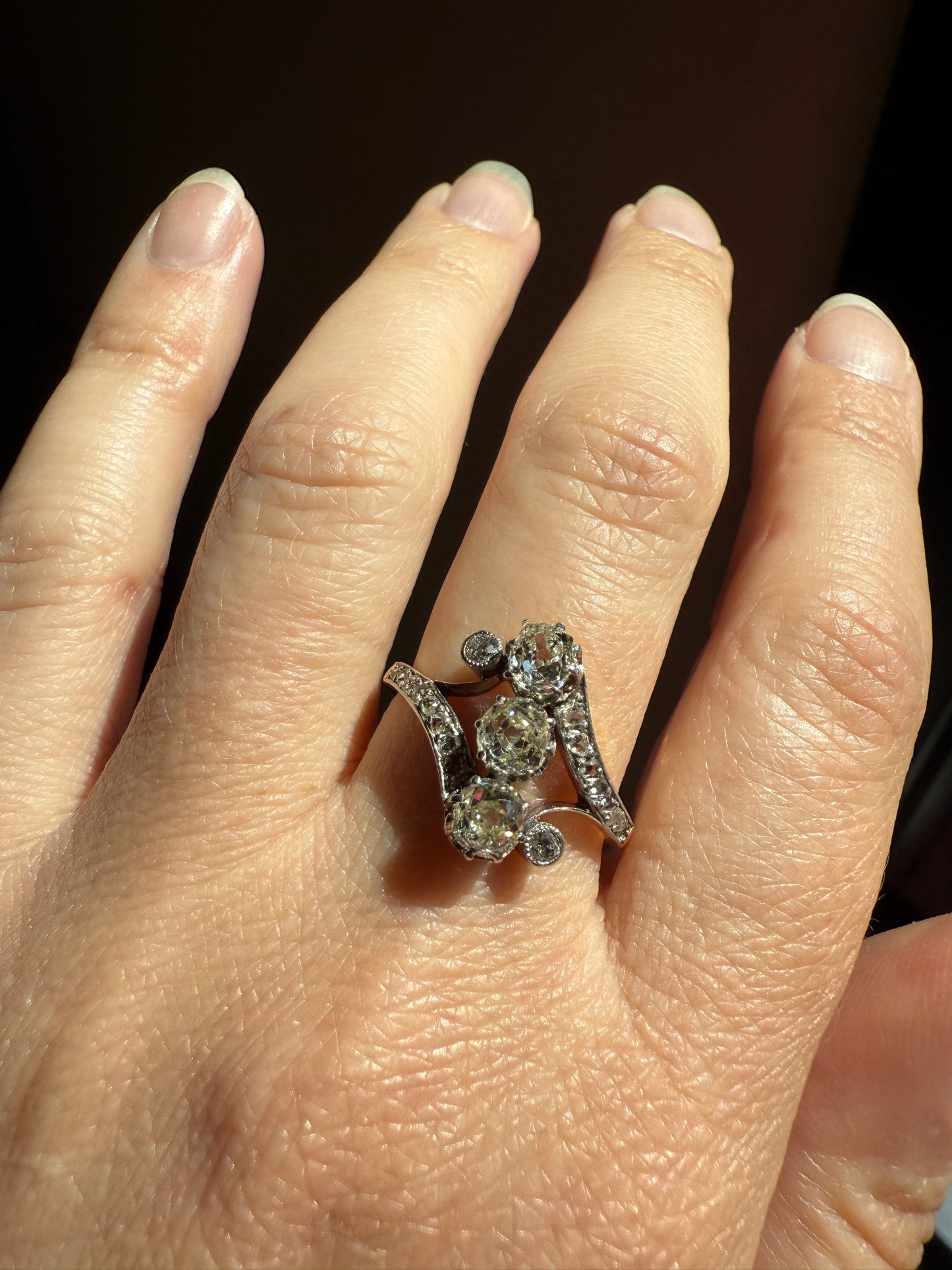 Antique 1.25 Carat Old Mine Cut DIAMOND Three Stone w/ Rose Cut French Ornate Belle Epoque Stacker 18k Gold Platinum