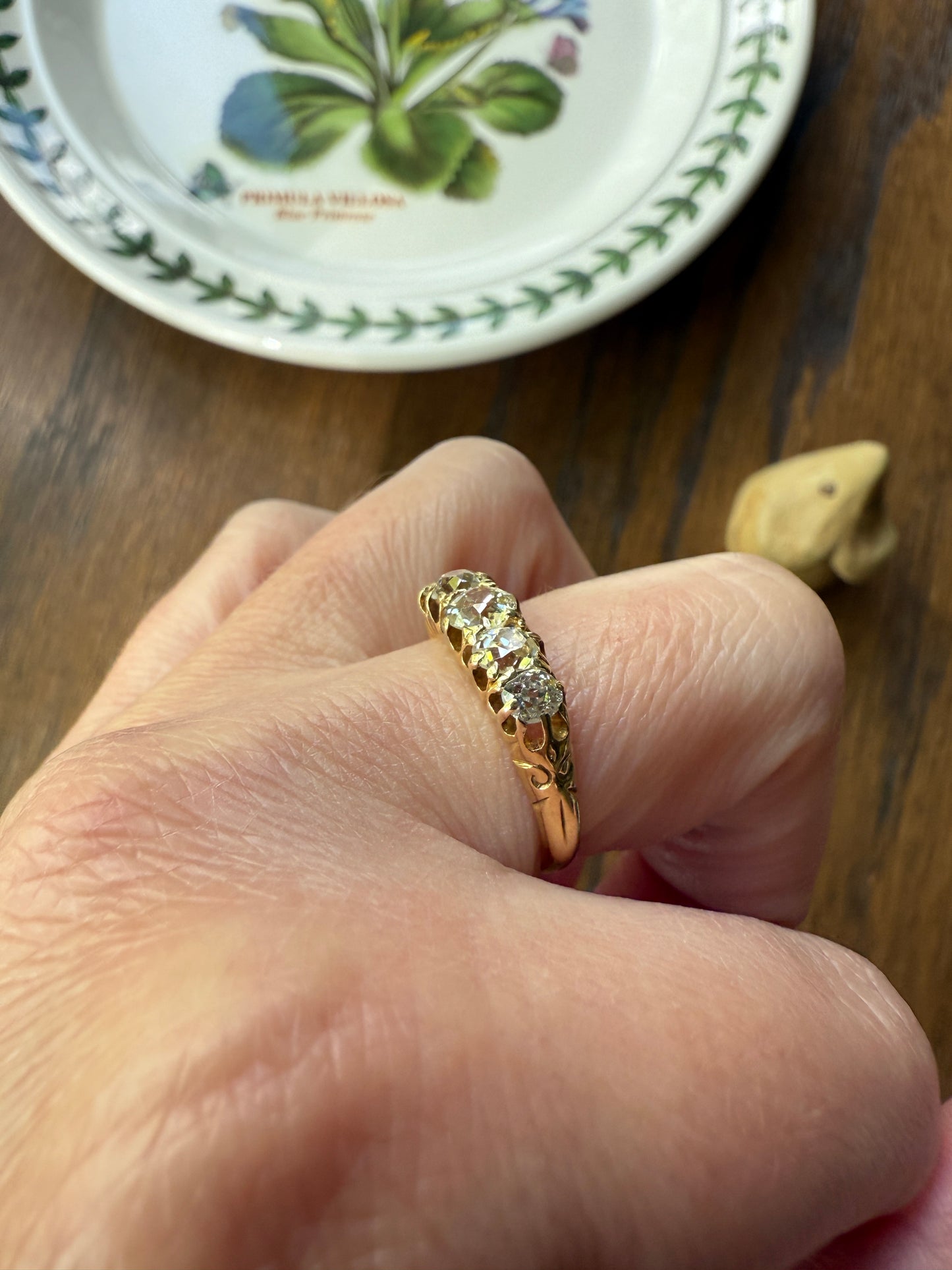 Antique 1.5 Carat Old Mine Cut DIAMOND 5 Five Stone Band Ring 18k Gold Scrolled Victorian c1888