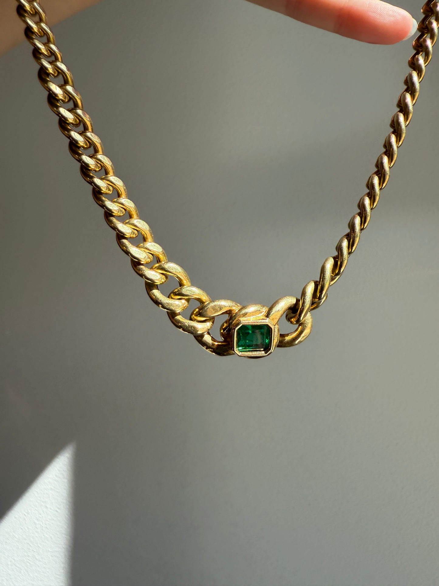 Vintage 26g 18k Gold Natural EMERALD French Curb Chain DATED Cert & ORIGINAL Gouache Drawing Design Heavy Unisex Chunky Green