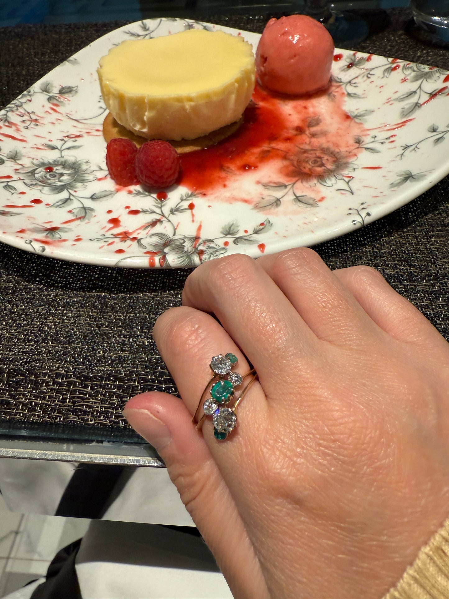 Antique EMERALD 1.4 Carat Old Mine Cut DIAMOND Angled Cluster Ring Chunky Victorian 18k Gold Two Levels Double Bands Green