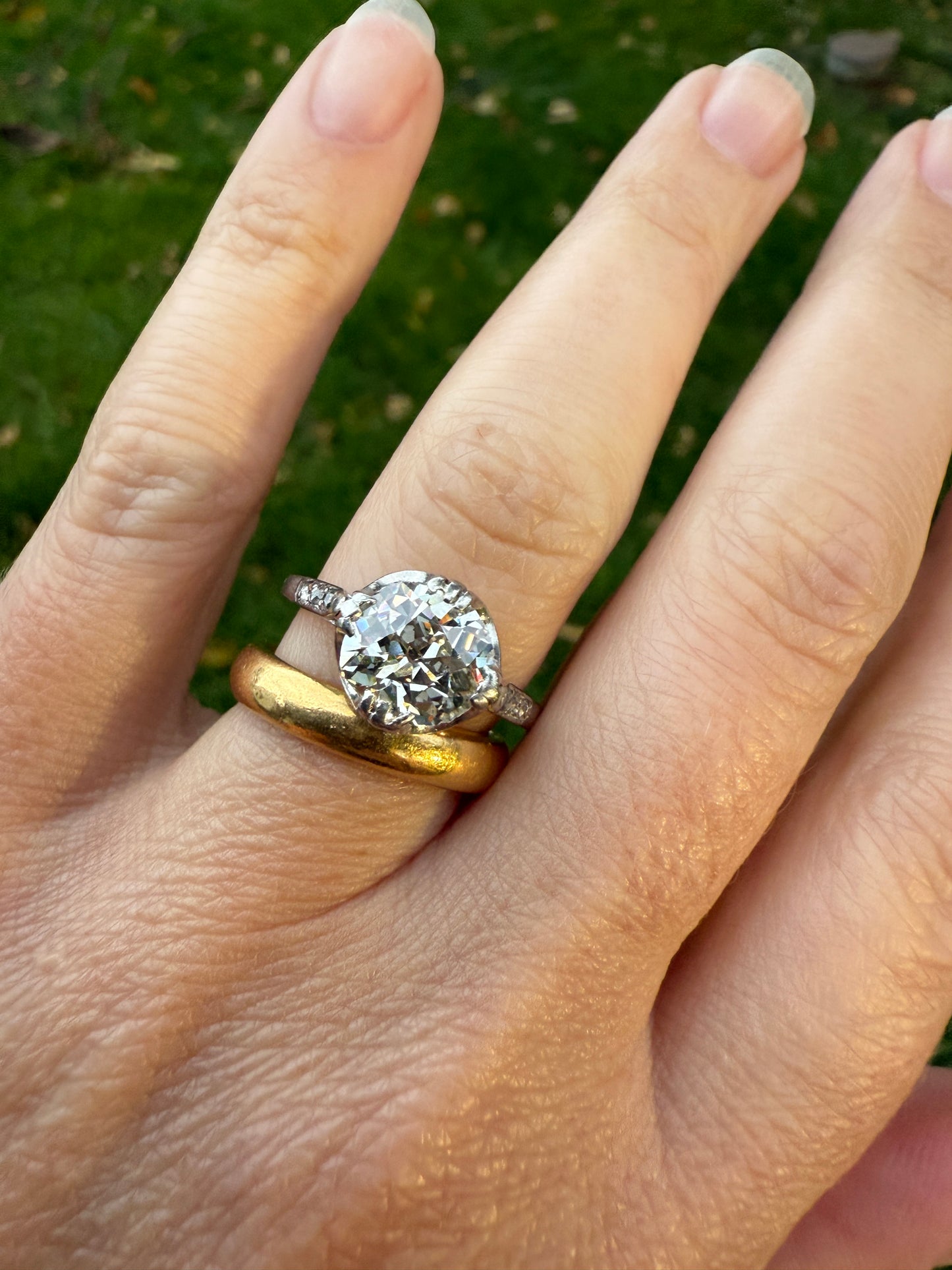 Antique 2 CARATS Tdw Old Mine Cut DIAMOND Solitaire French Engagement Ring with Rose Cut Accents Platinum Stacker Spready OMC