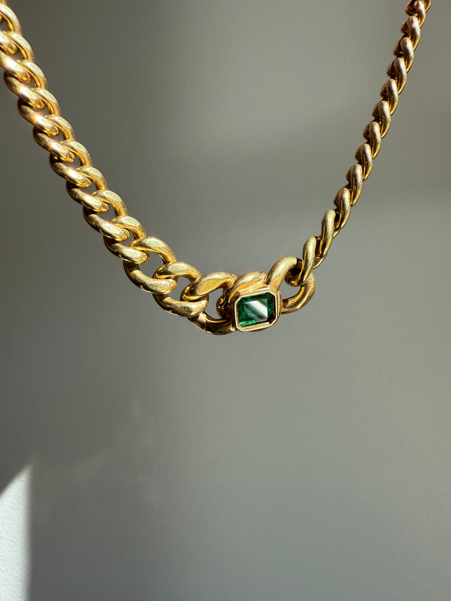Vintage 26g 18k Gold Natural EMERALD French Curb Chain DATED Cert & ORIGINAL Gouache Drawing Design Heavy Unisex Chunky Green