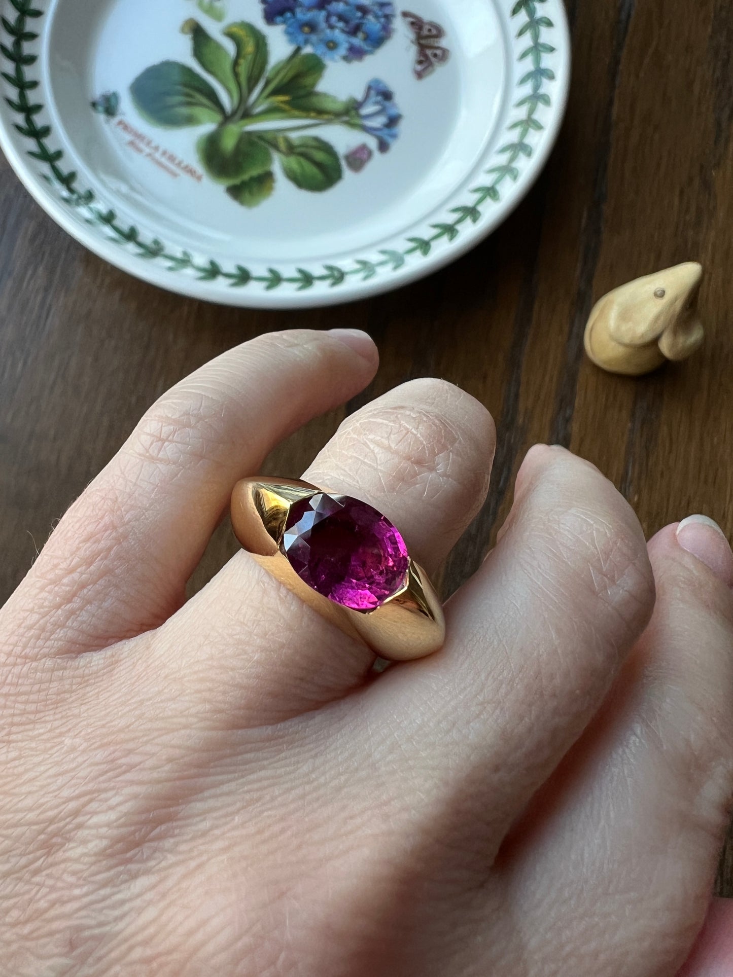 MEGA Natural Pink TOURMALINE Knife Edge Domed Bombe Ring Band French Vintage Preowned HEAVY 13.6g 18k Gold Retro Statement Stacker