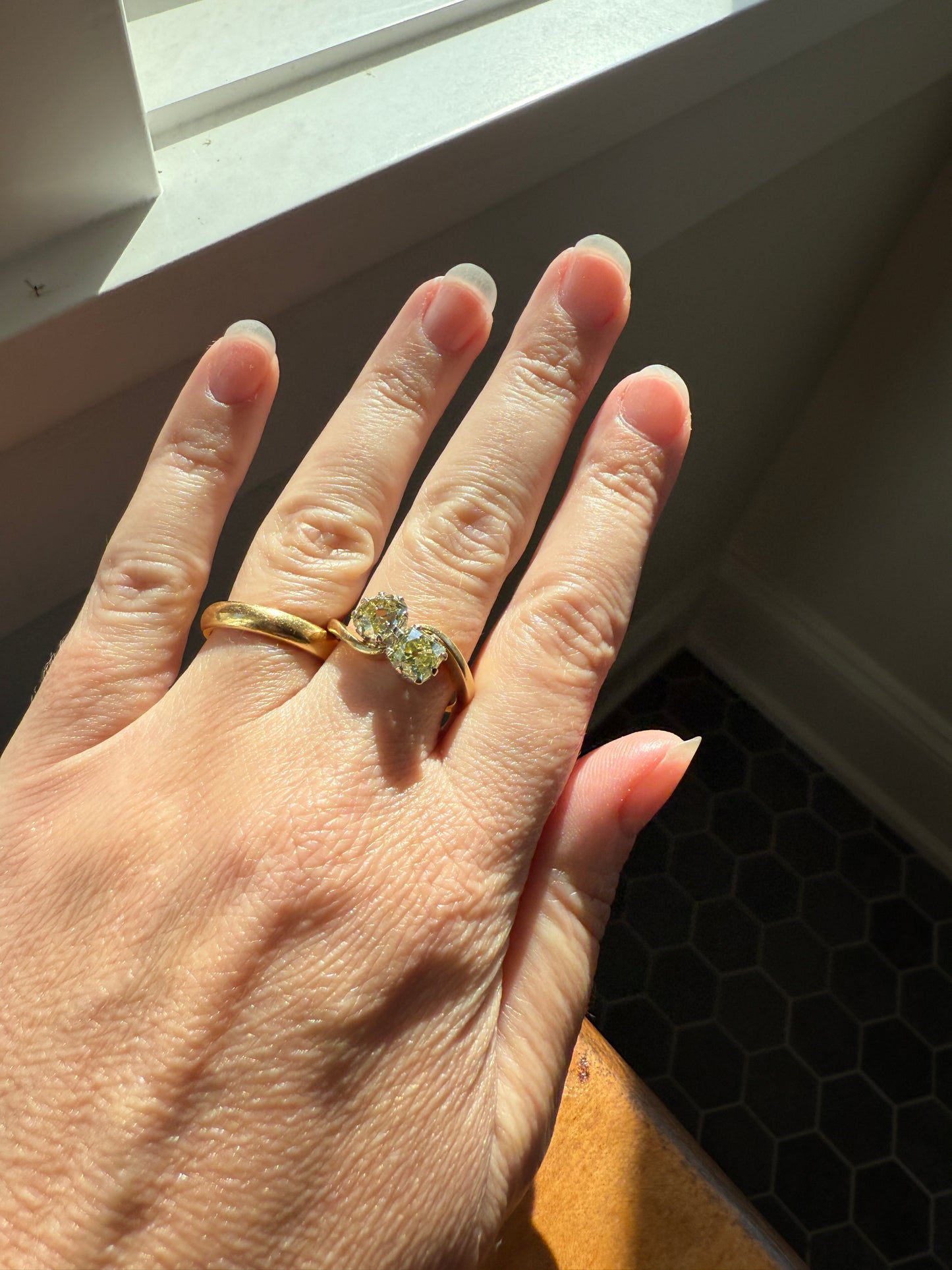 Antique Toi et Moi 2.1 CARAT Old Mine Cut DIAMOND Fancy Light Yellow Chunky 2 Stone Ring 18k Gold Angled Swirl Band Stacker c1901 Victorian