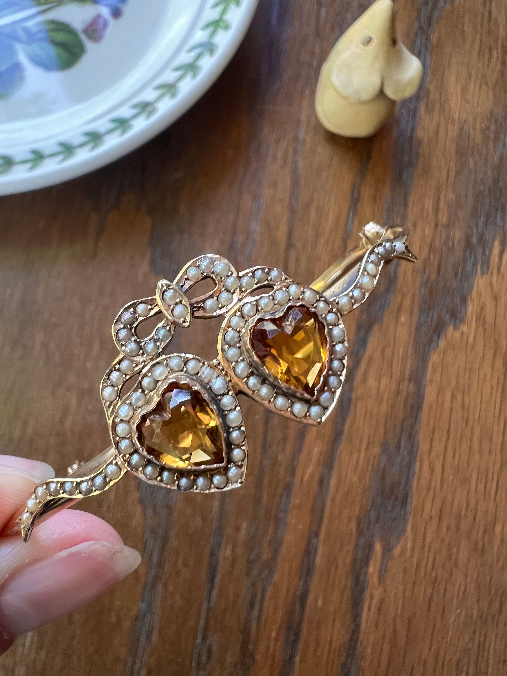 FIGURAL Double HEART Bowed CITRINE Seed Pearl Antique Hinged Bangle Bracelet 15k Gold Ribbon
