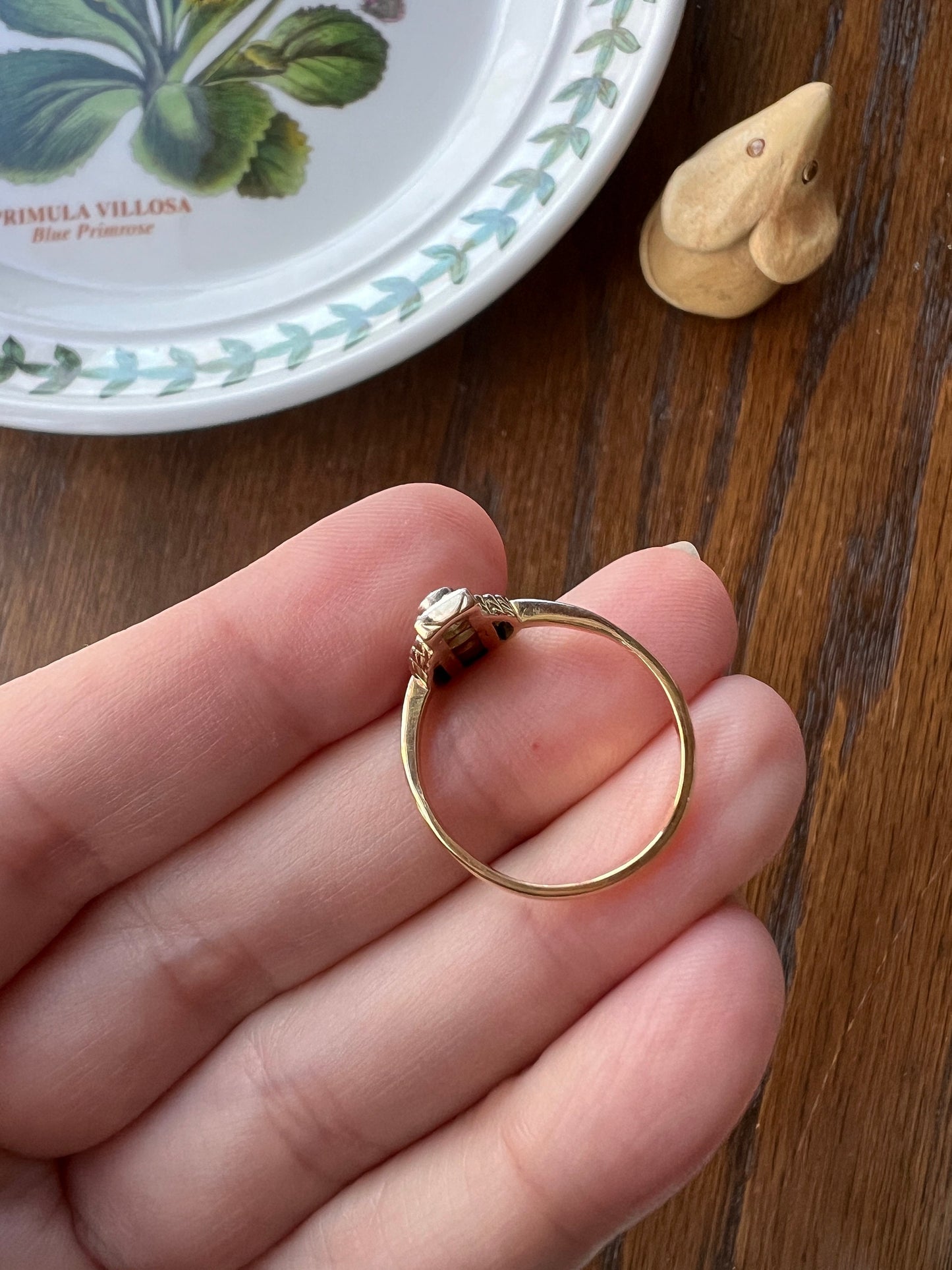 Unique Old European Cut DIAMOND Ring French Architectural Scalloped Halo Antique 18k Gold & Platinum Geometric Linear Cluster OEC Sweet Gift