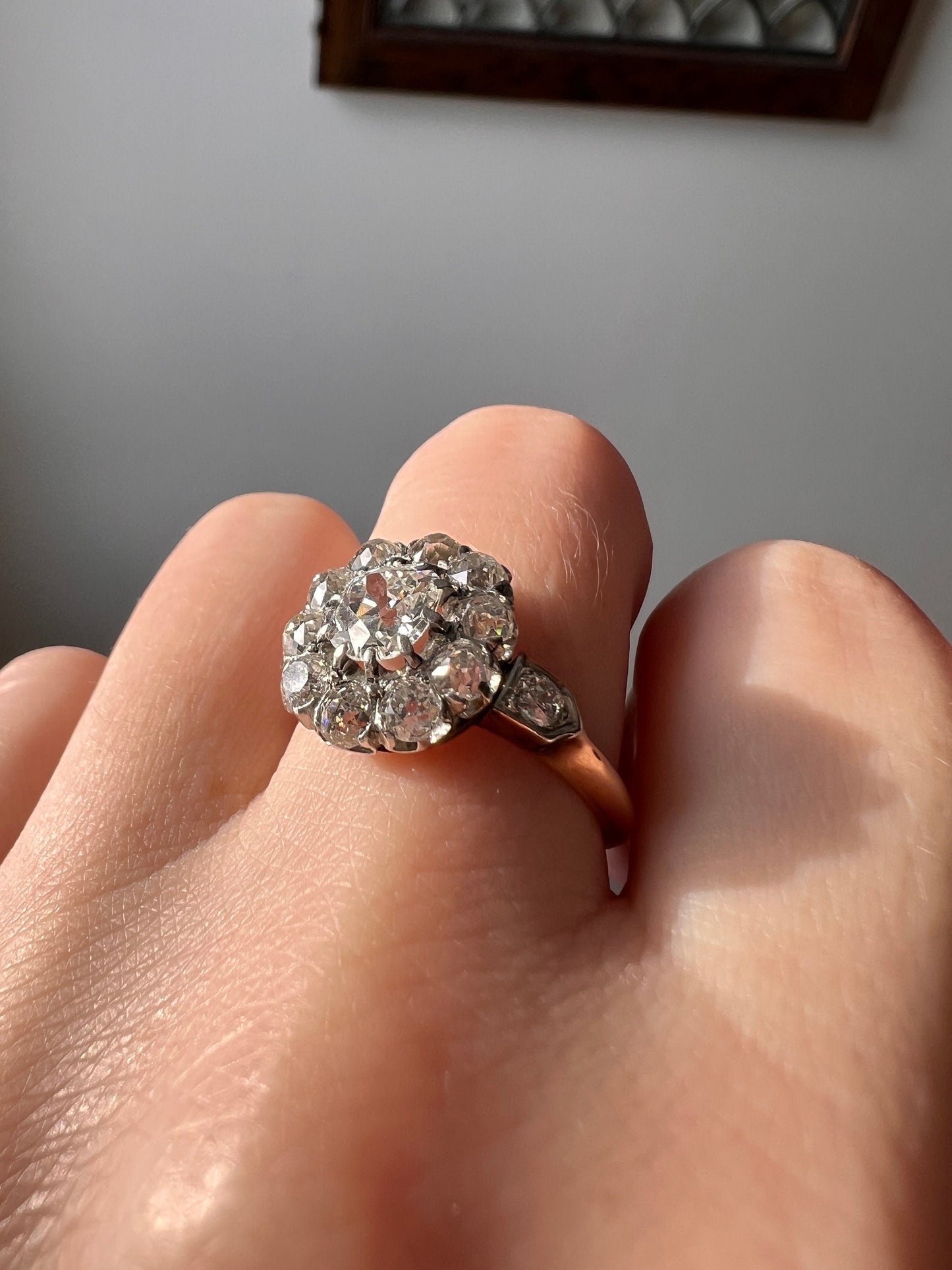 Exceptional ANTIQUE 1.7 Carat 13 Old Mine Cut DIAMOND Daisy Cluster Ring 18k Gold Belle Epoque Romantic Gift OmC Victorian Oval Omc 1.7 Tdw