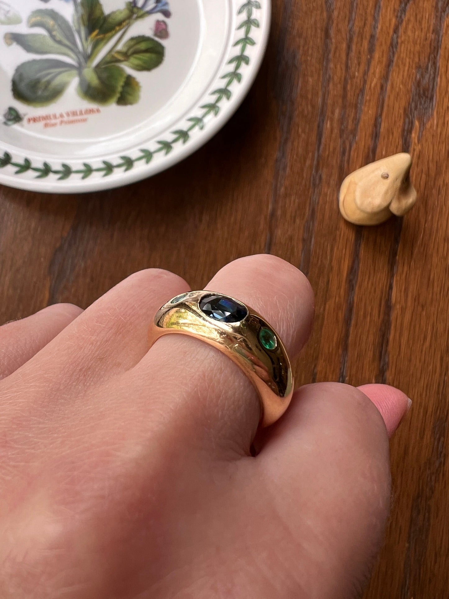 SAPPHIRE Green EMERALD Three Stone Gypsy Ring Chunky French Vintage 18k Gold Solid 3 Stone Band Blue Gift Retro Unisex Domed Stacker Bombe