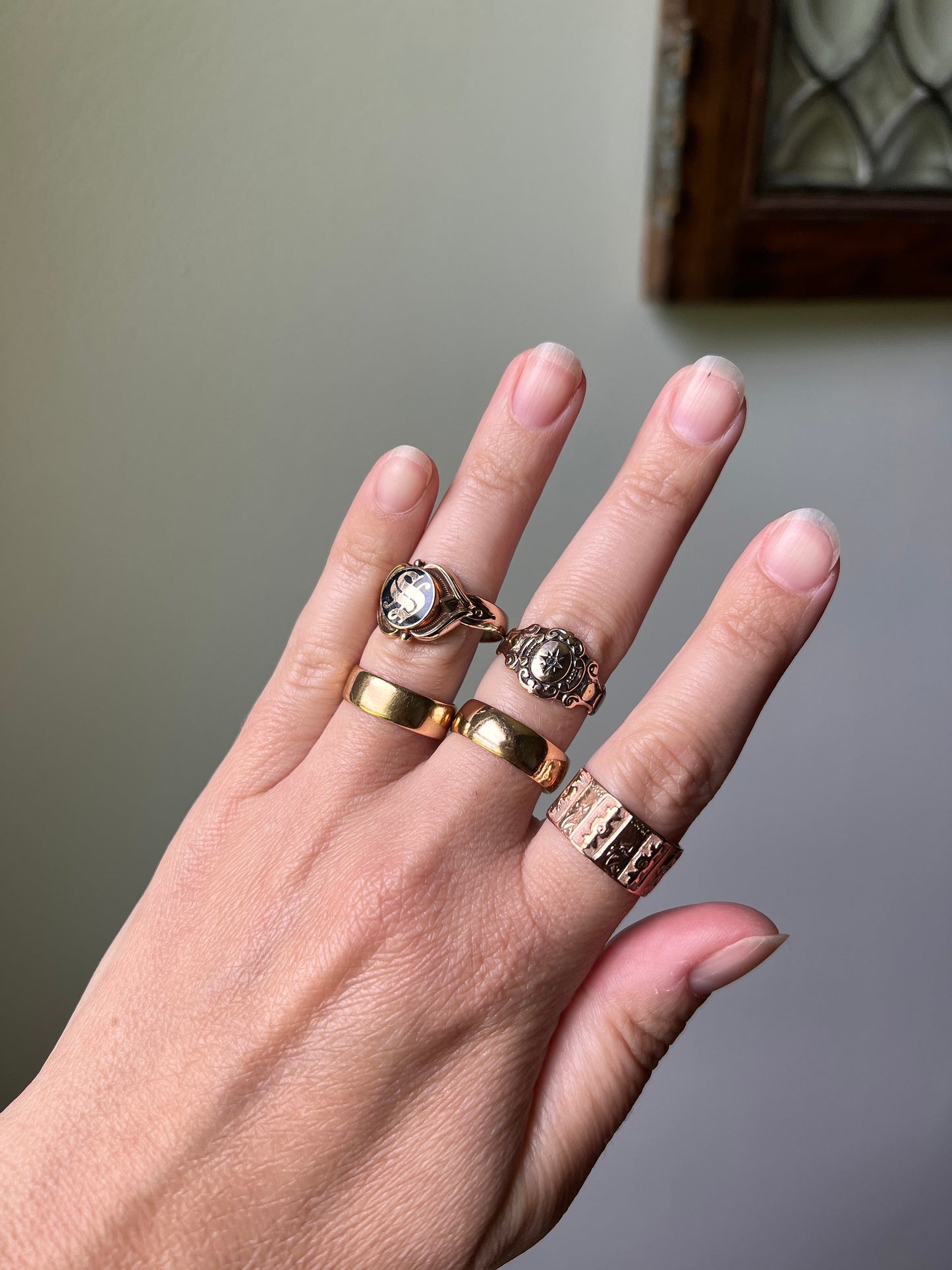 INITIAL S Signet Letter Ring Black Enamel Victorian Antique 10k Gold Solid Ring Stacker Romantic Gift Chunky Sturdy Circle Unisex Man Woman