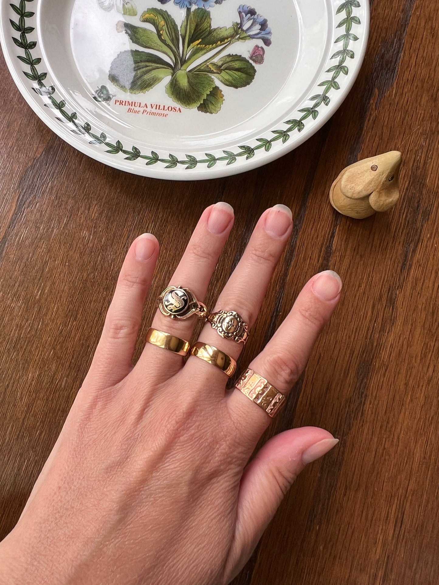 INITIAL S Signet Letter Ring Black Enamel Victorian Antique 10k Gold Solid Ring Stacker Romantic Gift Chunky Sturdy Circle Unisex Man Woman