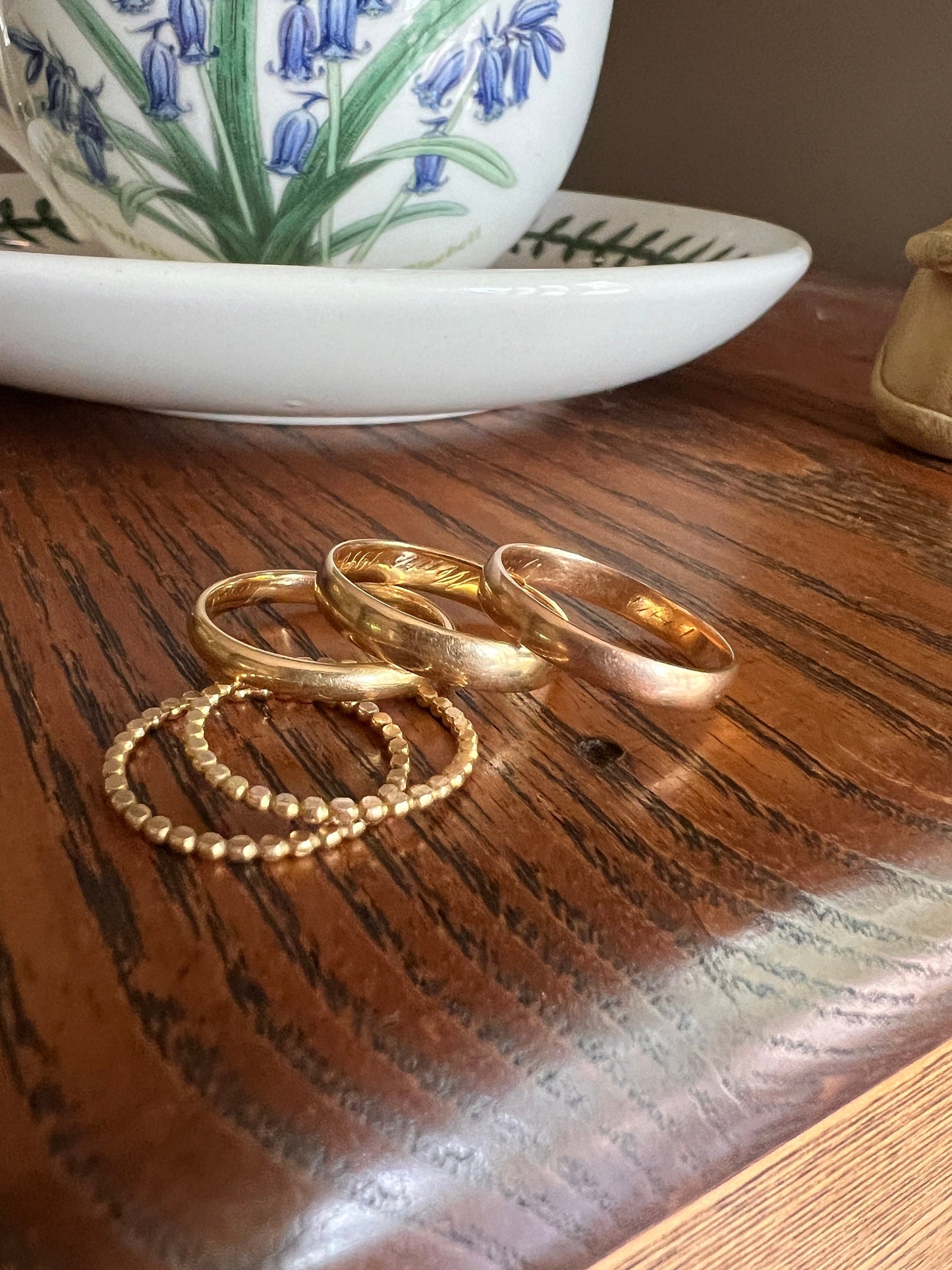 DATED 1910? ANTIQUE 18k Gold Rosy French Wedding RING 3.2mm Wide Band Hand Engraved French Belle Epoque July 25