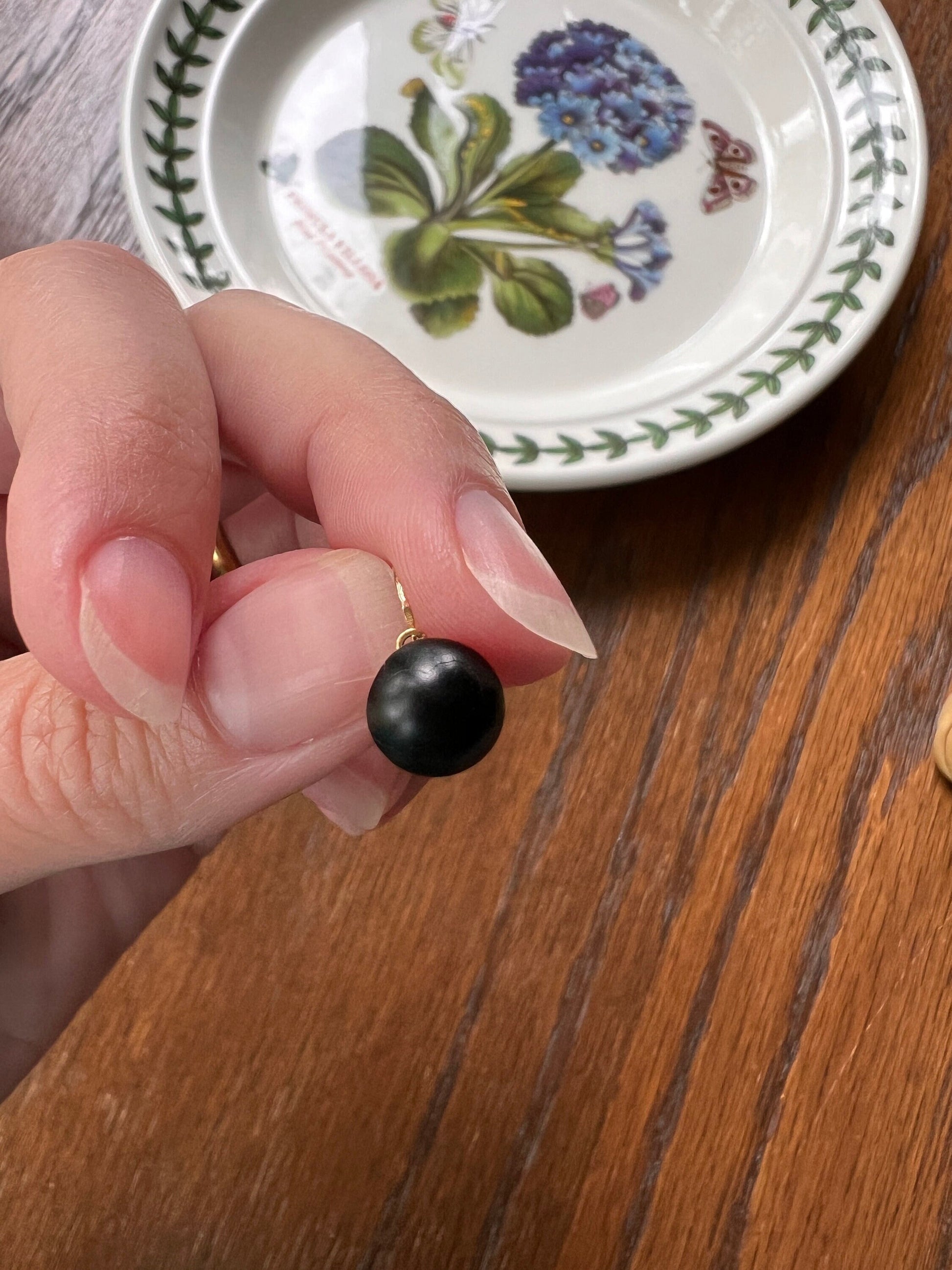 Antique Black Stud VICTORIAN Dainty SINGLE Button Earring French Dormeuse 18k Gold Minimalist Mix Match Various Something Old Dangle Bridal