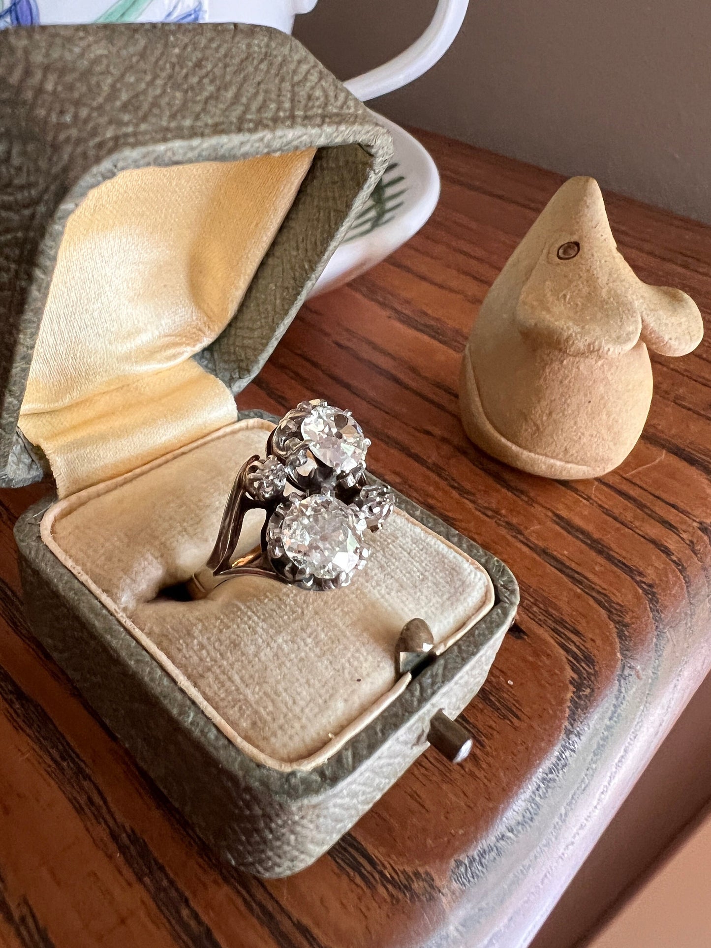 Toi et Moi 2 CARAT Old Mine Cut DIAMOND Two Stone Antique Ring 18k Gold Angled Band Stacker French Belle Epoque Romantic Gift OMC 2Ctw Crown
