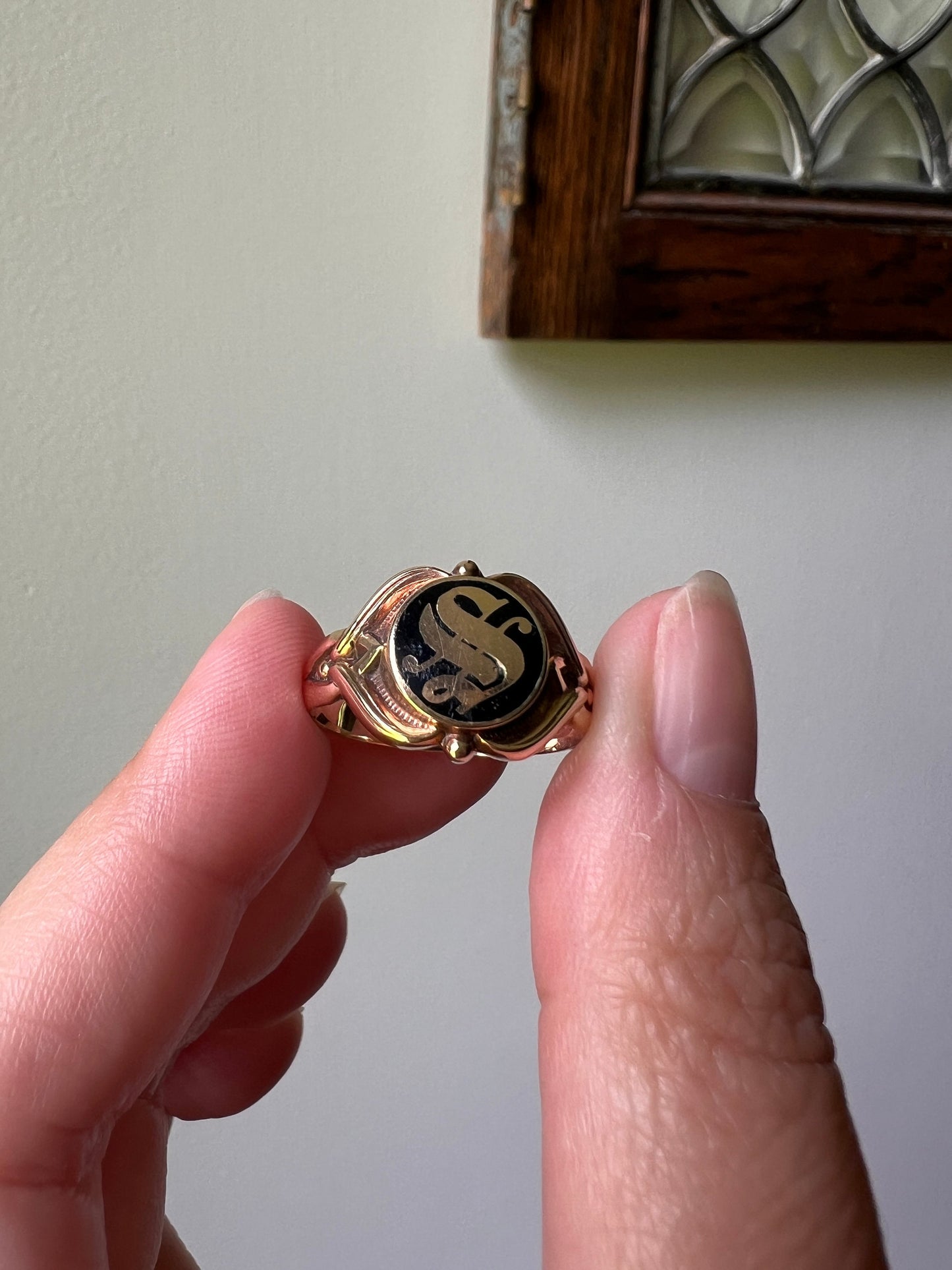 INITIAL S Signet Letter Ring Black Enamel Victorian Antique 10k Gold Solid Ring Stacker Romantic Gift Chunky Sturdy Circle Unisex Man Woman