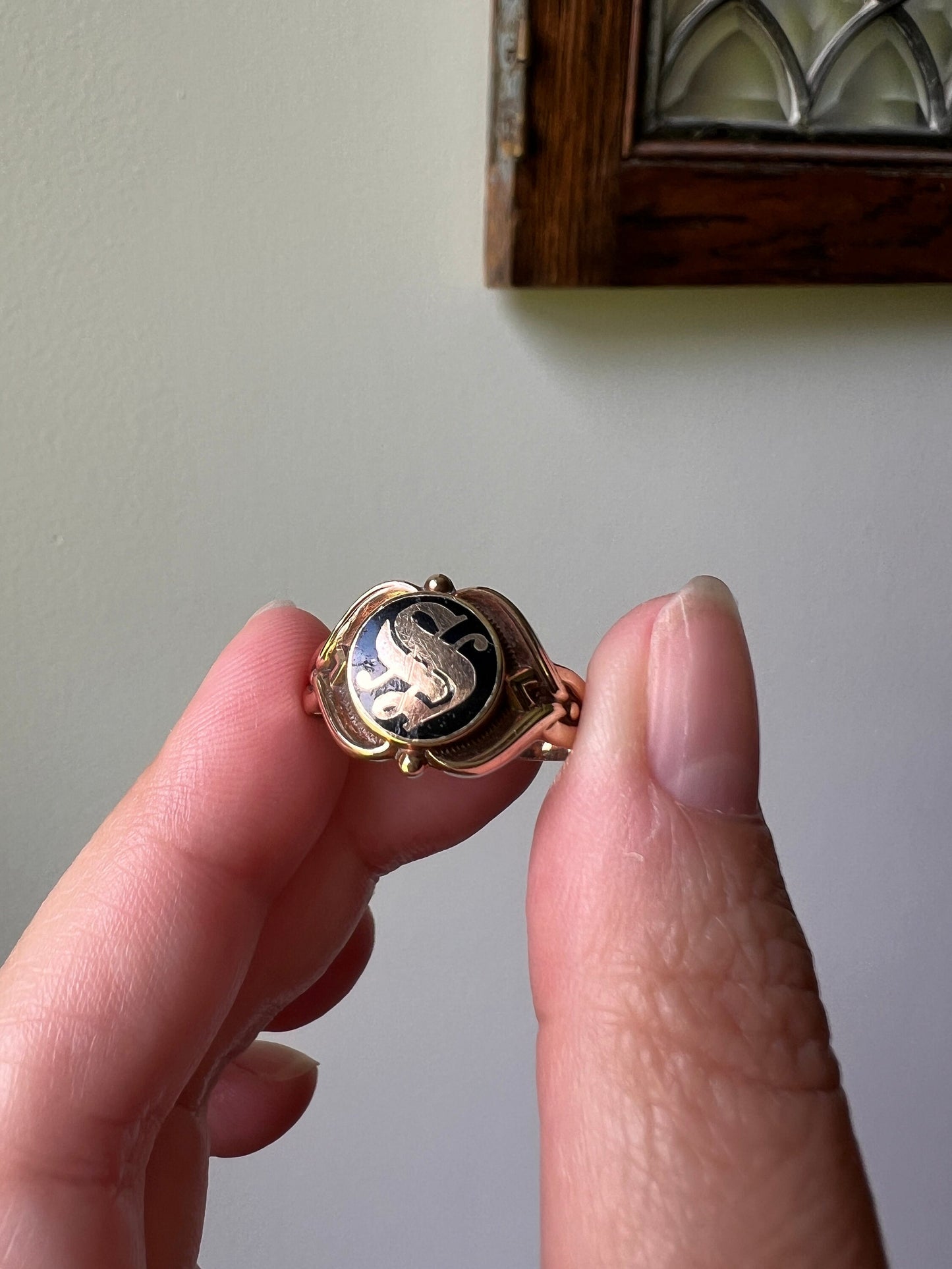 INITIAL S Signet Letter Ring Black Enamel Victorian Antique 10k Gold Solid Ring Stacker Romantic Gift Chunky Sturdy Circle Unisex Man Woman
