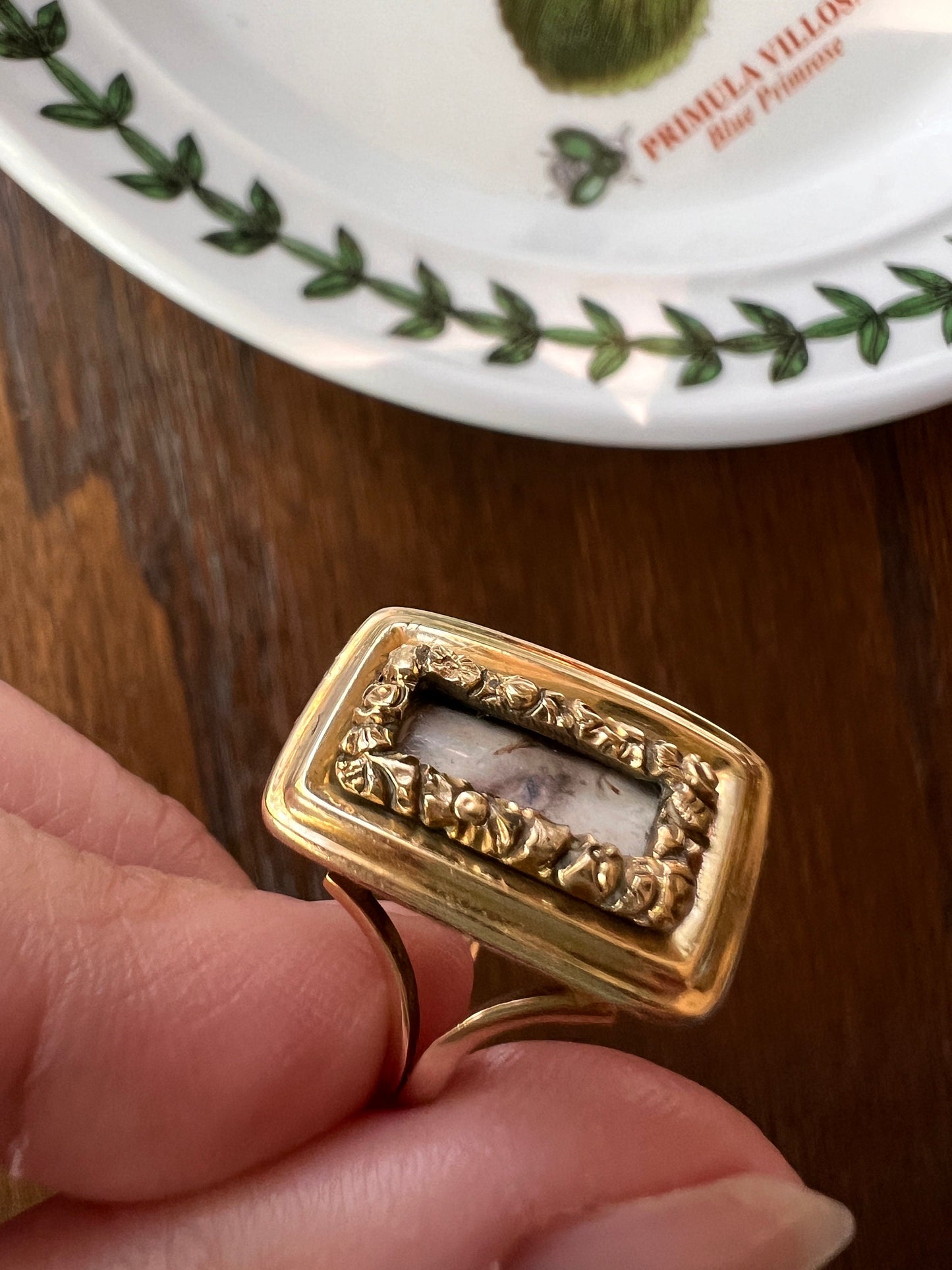 LOVER'S EYE Rare Victorian - Georgian Antique 15k Gold Ring Floral Embossed Halo Rectangle Chunky Locket Face Romantic Gift Collectible 14k