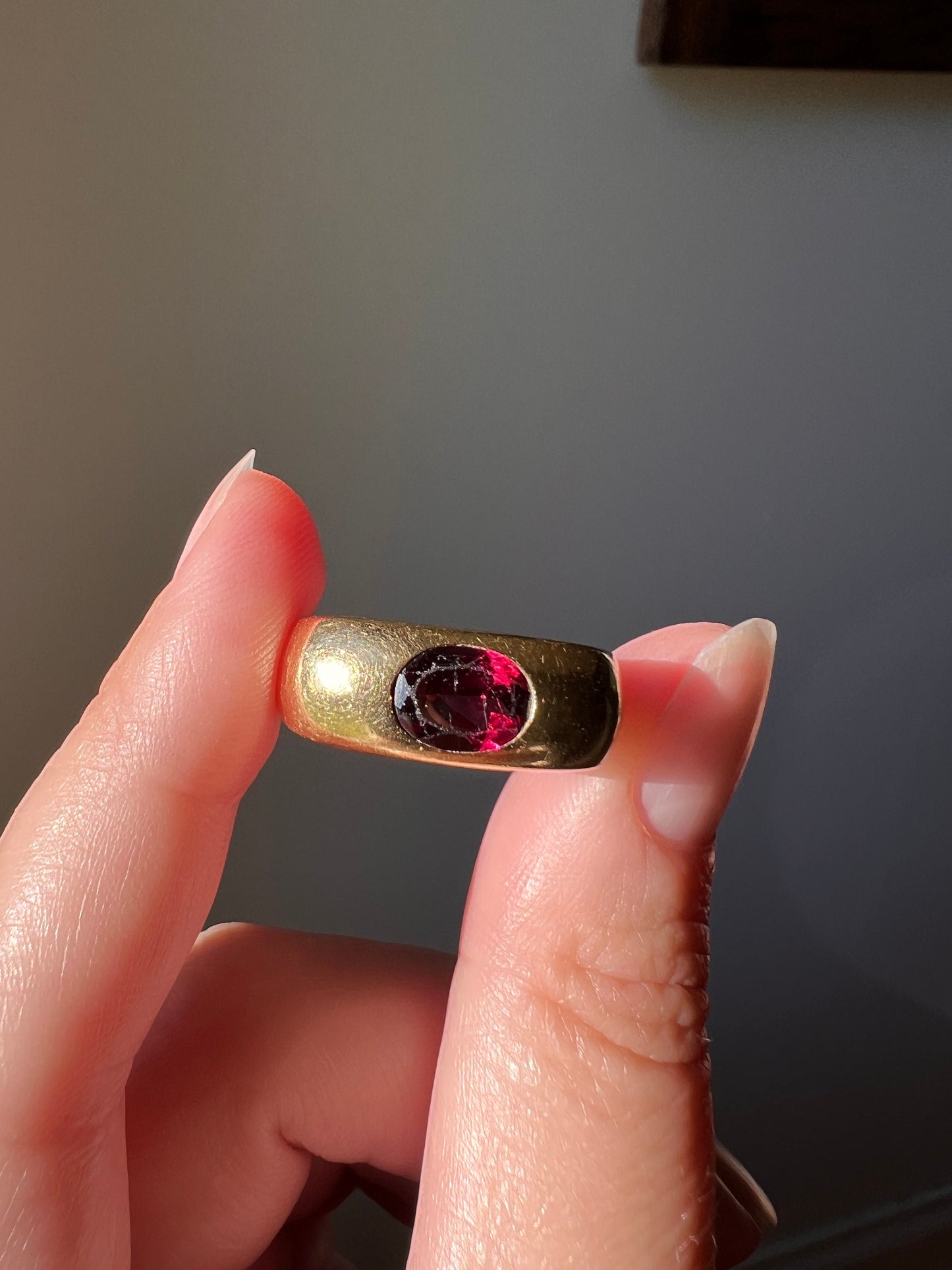 Chunky VINTAGE Purple GARNET Gypsy Ring 6.2g 18k Gold Solid Square Top Band Stacker Romantic Gift Geometric Tall Rectangular Unisex Man or
