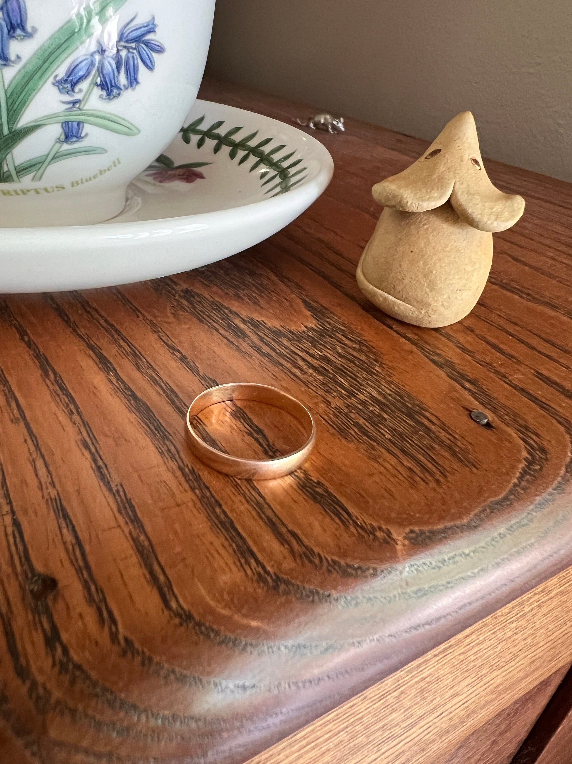 DATED 1910? ANTIQUE 18k Gold Rosy French Wedding RING 3.2mm Wide Band Hand Engraved French Belle Epoque July 25