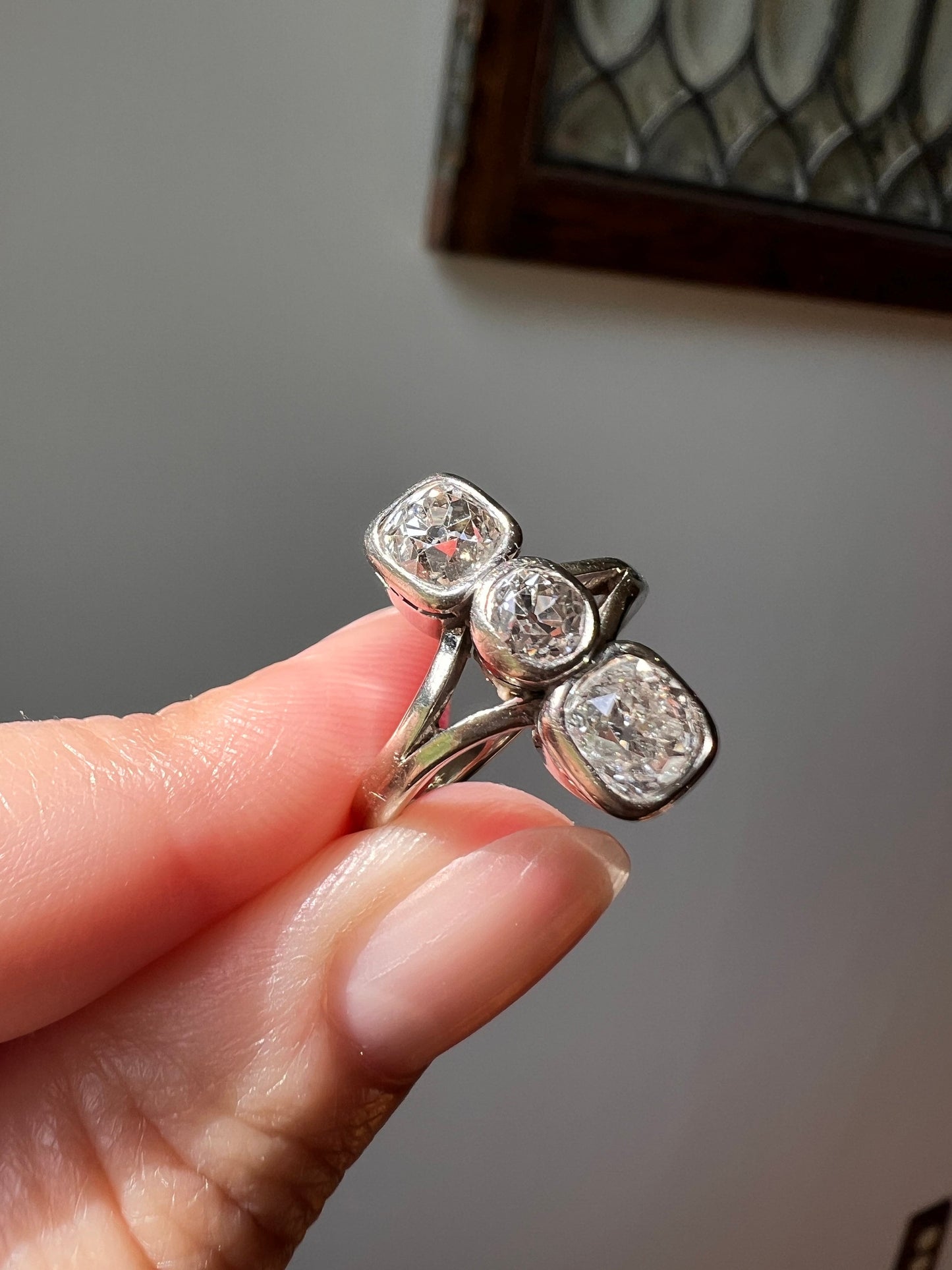 Three Stone 1.75 CARAT Old Mine Cut DIAMOND French Antique 18k White Gold Ring Stacker Belle Epoque Romantic Gift OMC Art Deco 1 3/4 1.75Ctw