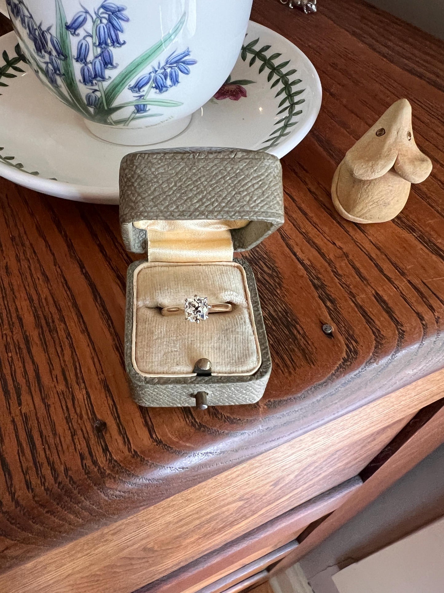 Victorian Antique Chunky 0.9 Carat Old Mine Cut DIAMOND Solitaire 18k Gold Ring Engagement Stacker Band Romantic Gift OMC Wedding .9Ctw