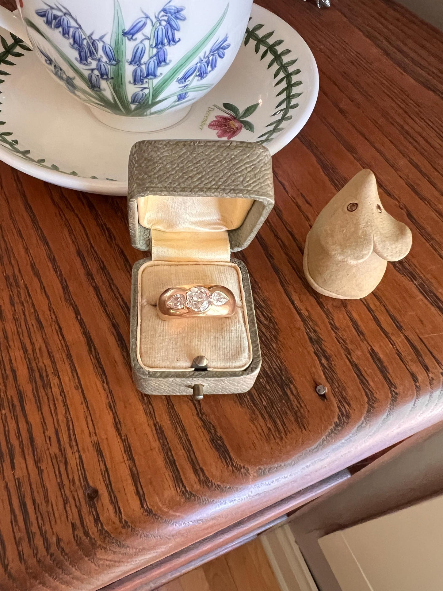 Chunky 1.75 Carat Old Mine Cut DIAMOND Pear Gypsy Ring 10g 18k Gold HEAVY Vintage Stacker 9mm Wide Gypsy Band French OMC Three Stone Wedding