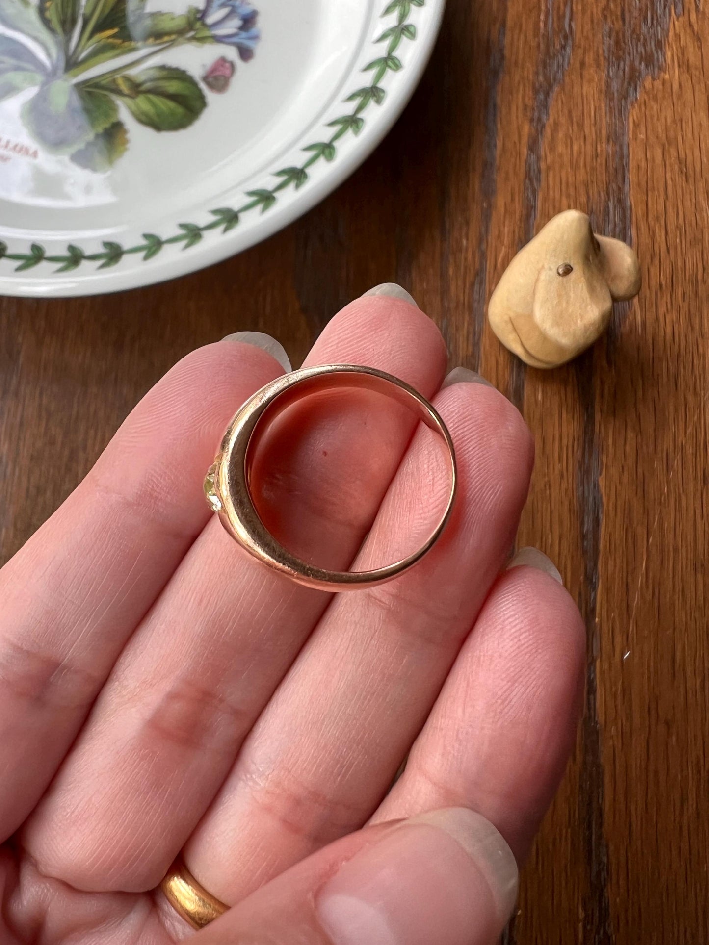 STAR Antique .6 Carat Pale YELLOW Old Mine Cut DIAMOND Gypsy Ring 8.3g 18k Gold Rosy Domed Chunky Band Romantic Gift Stacker Unisex 0.6 OmC