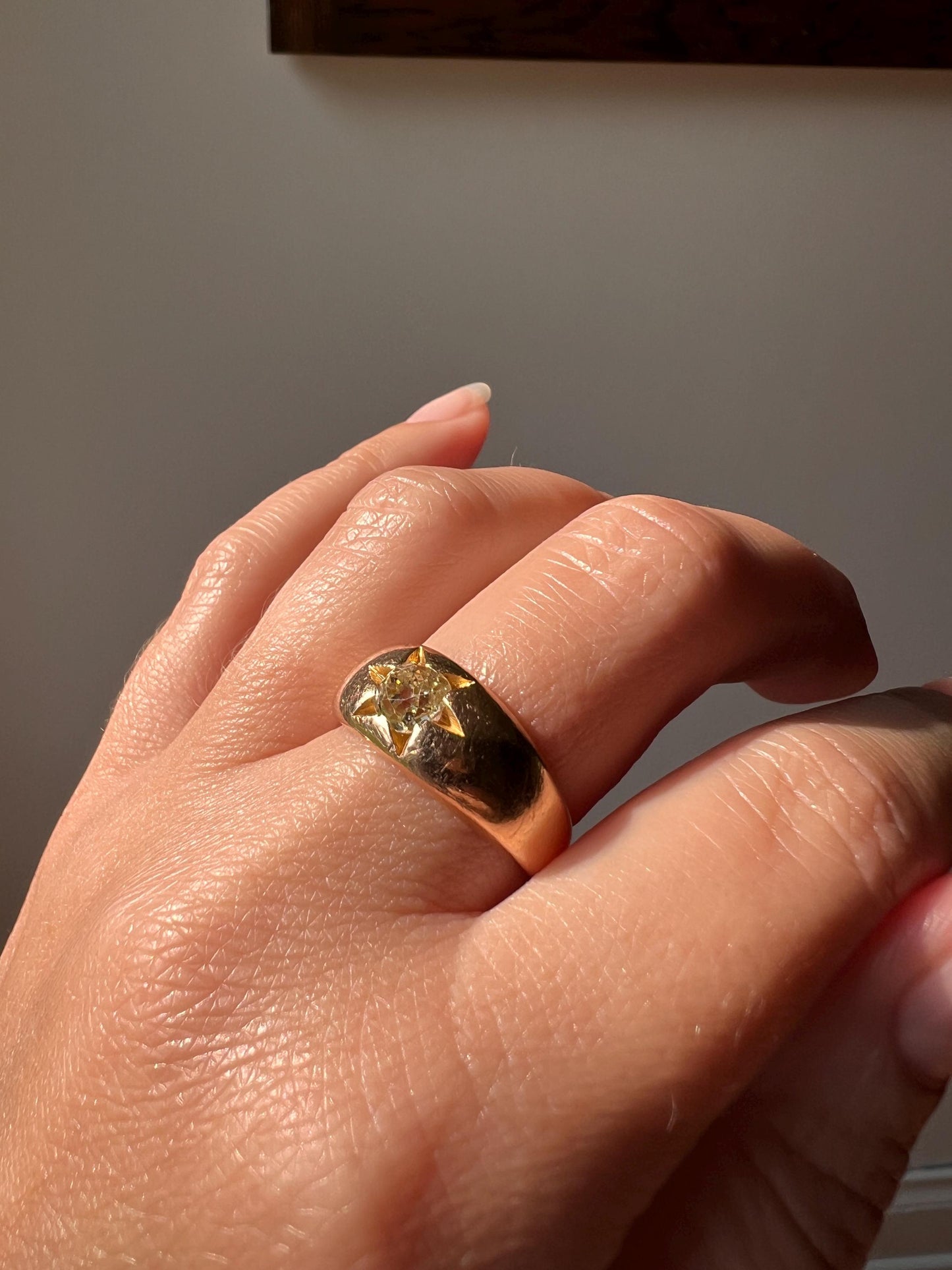 STAR Antique .6 Carat Pale YELLOW Old Mine Cut DIAMOND Gypsy Ring 8.3g 18k Gold Rosy Domed Chunky Band Romantic Gift Stacker Unisex 0.6 OmC