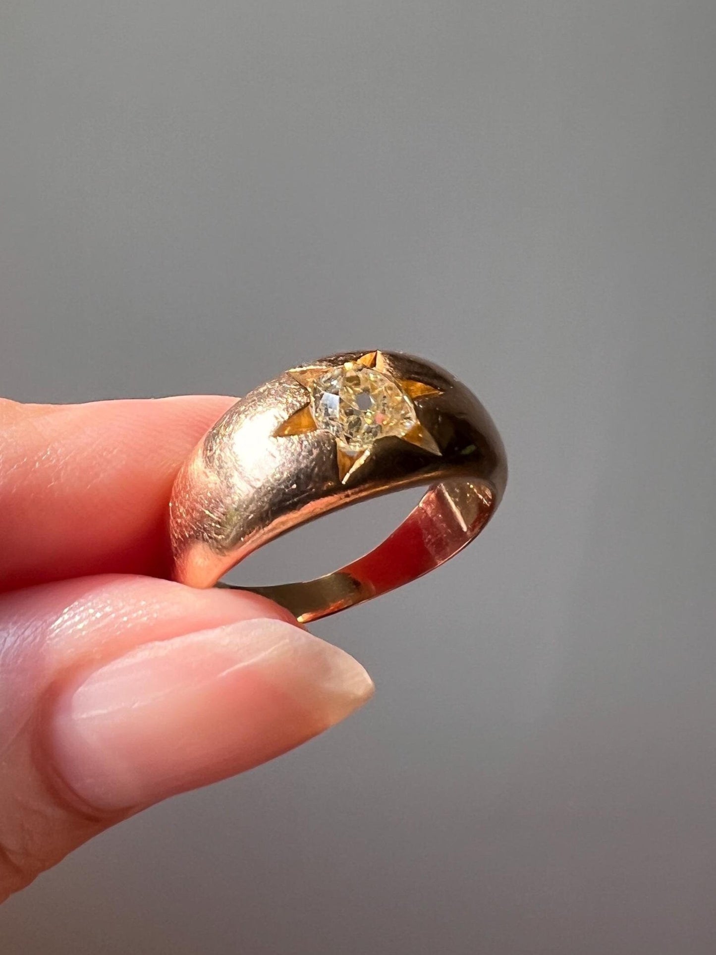 STAR Antique .6 Carat Pale YELLOW Old Mine Cut DIAMOND Gypsy Ring 8.3g 18k Gold Rosy Domed Chunky Band Romantic Gift Stacker Unisex 0.6 OmC