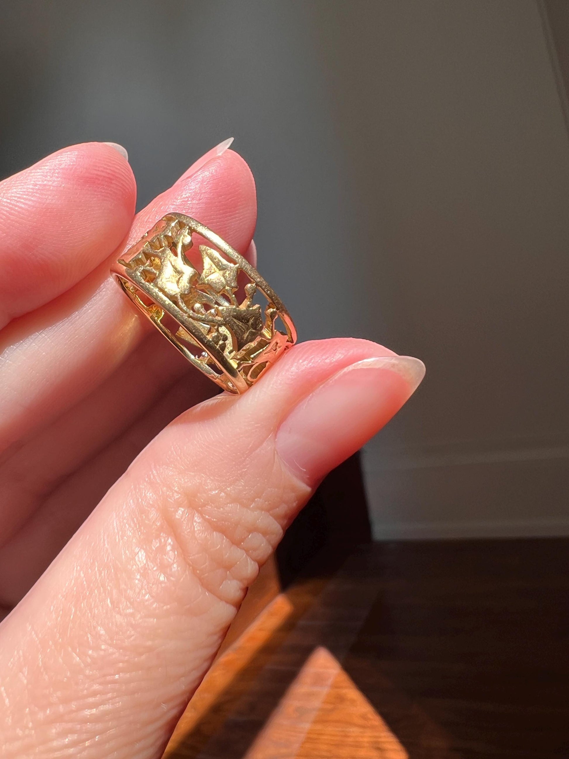 IVY Victorian French ANTIQUE Hallmark Chunky 8.2mm Wide Cigar Band 18k Gold Solid Eternity Ring Open Work Engraved Wedding Stacker Love Gift