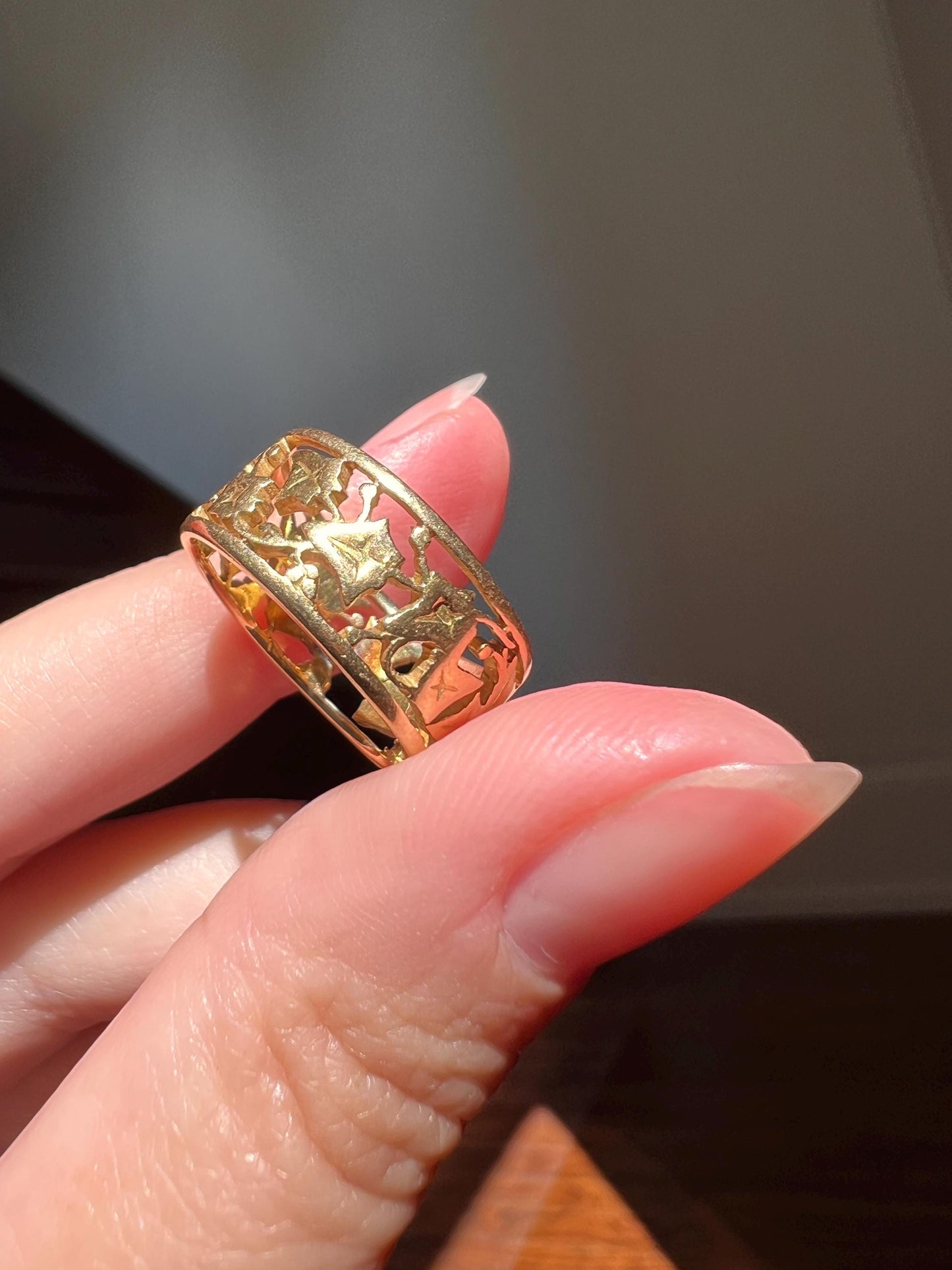 IVY Victorian French ANTIQUE Hallmark Chunky 8.2mm Wide Cigar Band 18k Gold Solid Eternity Ring Open Work Engraved Wedding Stacker Love Gift