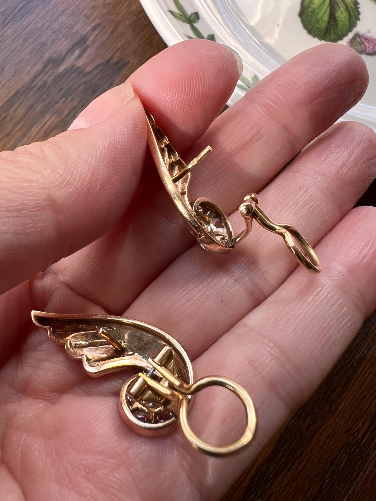 WINGED Fabulous 1 Carat 1 Ctw. Art Deco French Old Mine Cut DIAMOND Earrings 18k Gold Figural Swirl Antique Vintage Climber Crawler Chunky