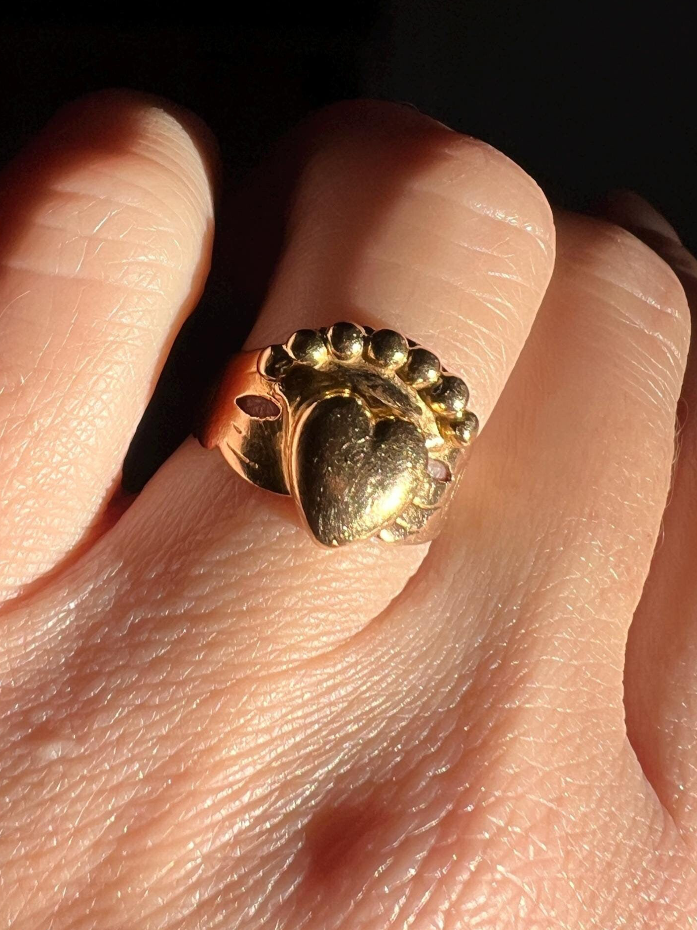 Antique Bague de Foi French Regional Ring FEDE Hands 18k GOLD Folk Victorian Wide Band Big Heart True Love