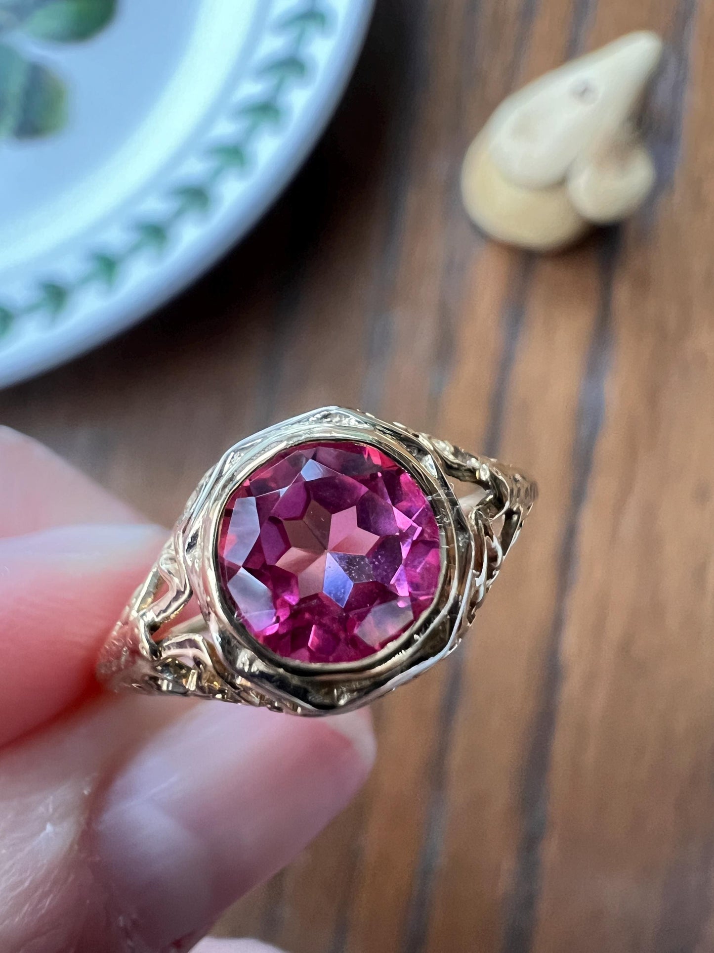 Ornate Filigree ANTIQUE Pink Sapphire Ruby 14k Gold Star Cut Romantic Gift Art Deco Colorful Stacker