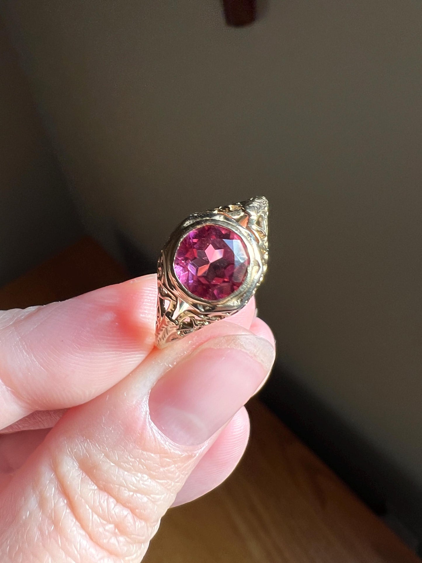 Ornate Filigree ANTIQUE Pink Sapphire Ruby 14k Gold Star Cut Romantic Gift Art Deco Colorful Stacker