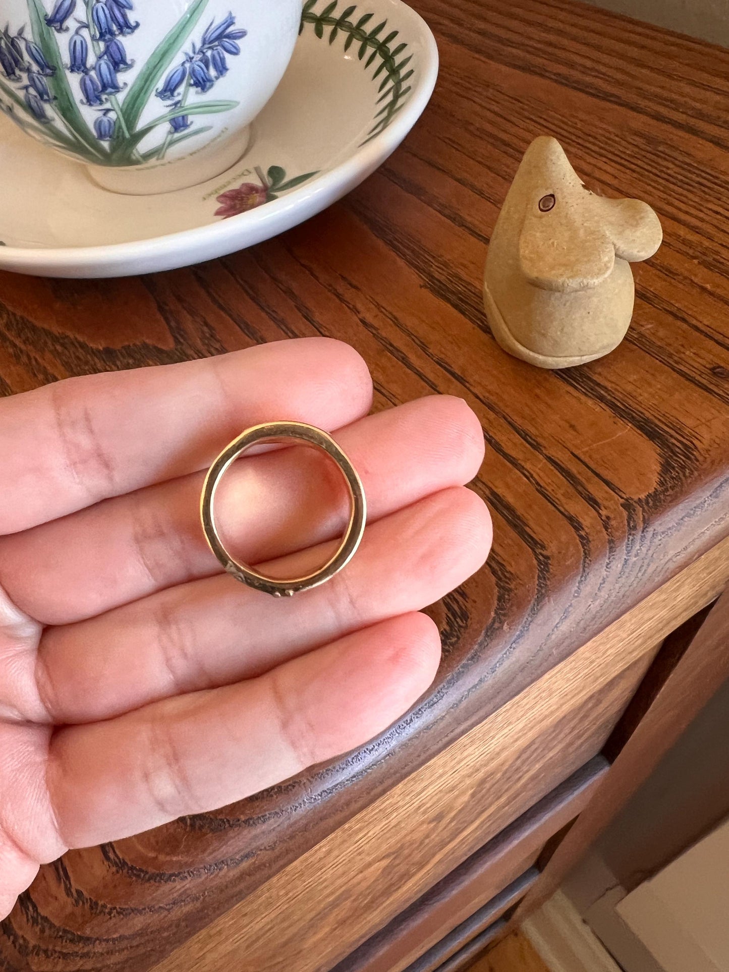 Floral Engraved LOCKET Ring OPENING Secret Panel Doors Romantic Victorian Antique 18k Gold Ornate Band Wedding Stacker Love Romantic Gift