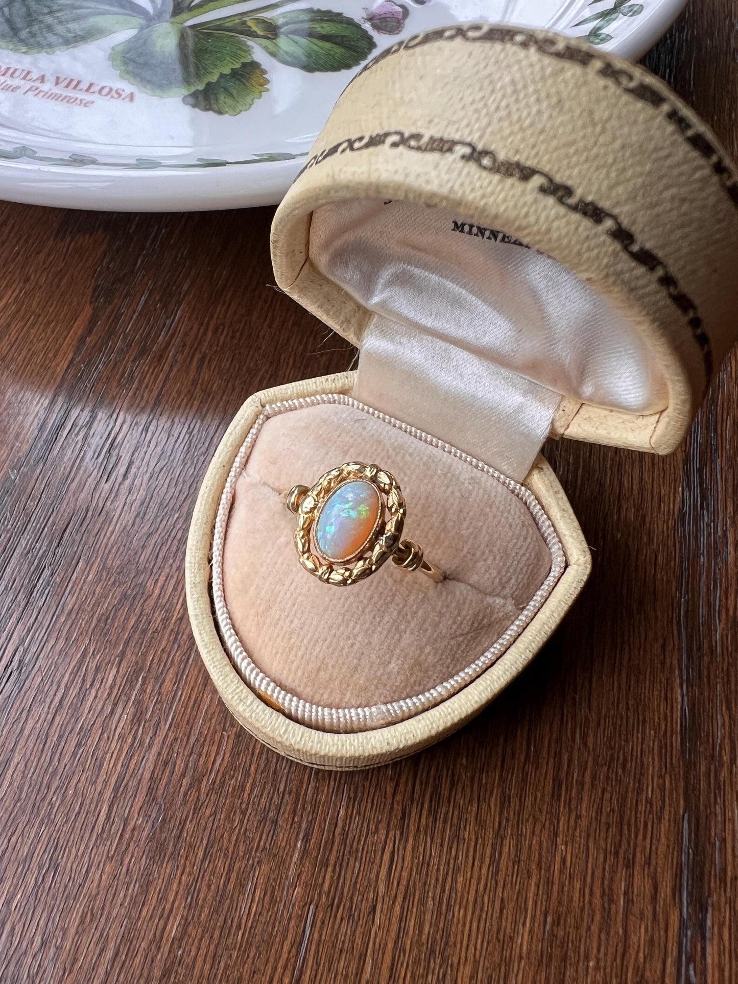Unique OPAL Art NOUVEAU Floral Garland French Antique 18k Gold Ring Bows Laurel Leaf Berries Halo Romantic Gift Belle Epoque Figural