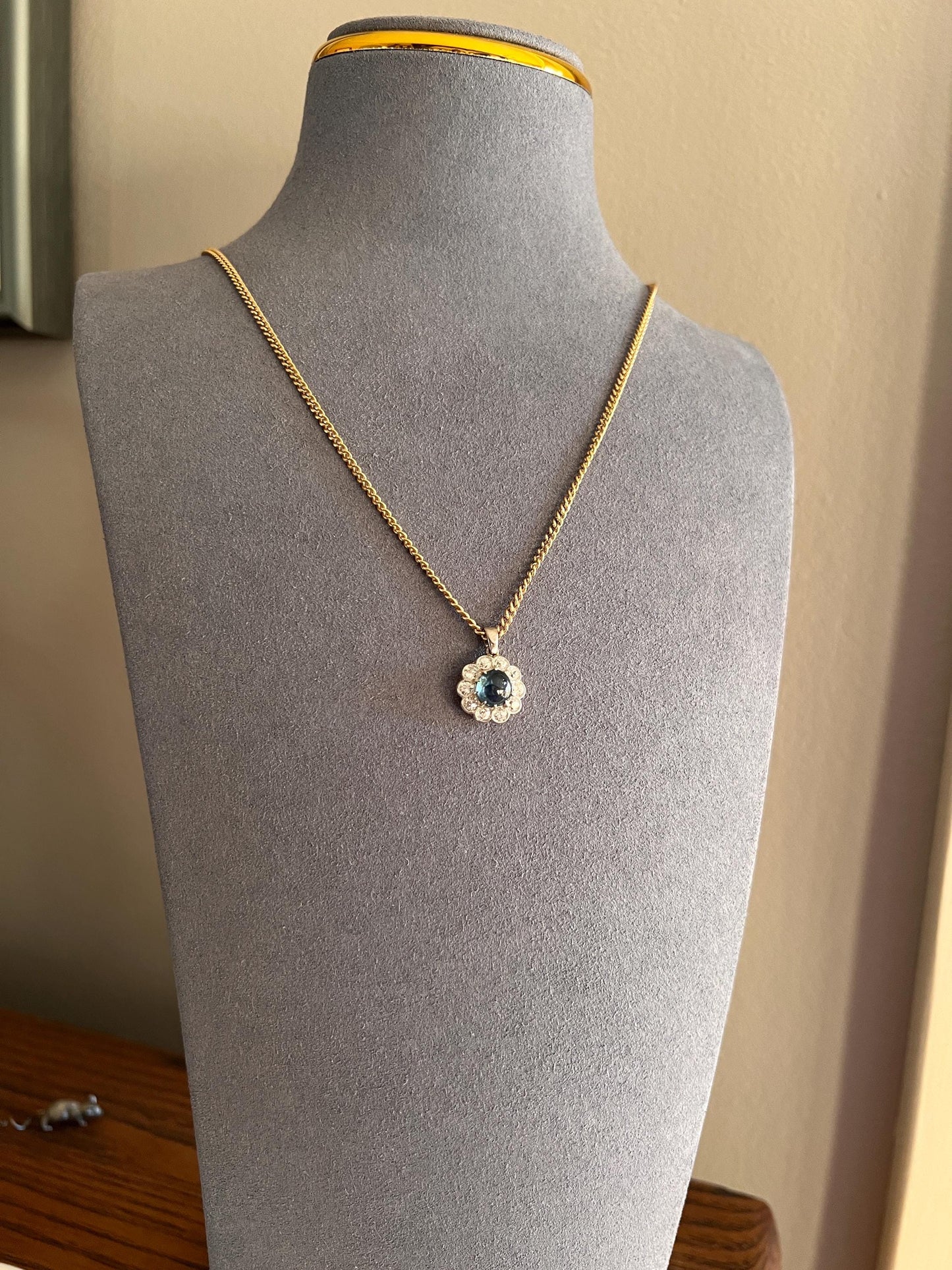 Antique SAPPHIRE 1 Carat Old Mine Cut DIAMOND Halo Daisy Cluster PENDANT 18k Gold Halo Edwardian Love Gift Bridal Something Old Blue Rainbow