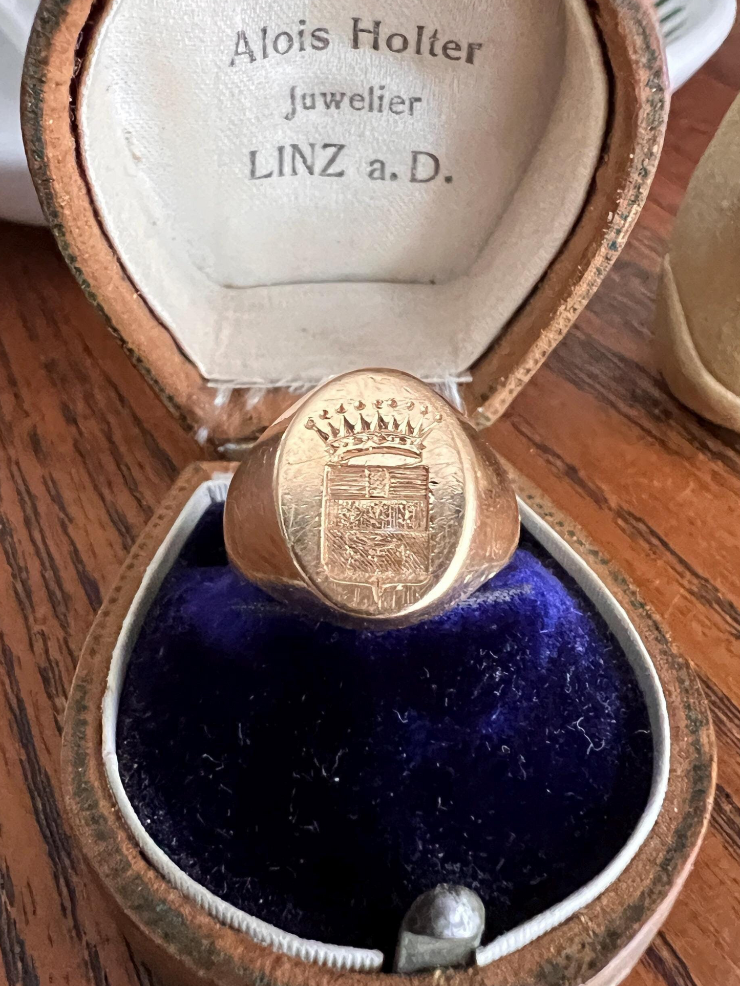 French Nobility HEAVY 12g 18k Gold Count's CROWN Chunky Signet Ring Victorian Floral Wax Seal Unisex