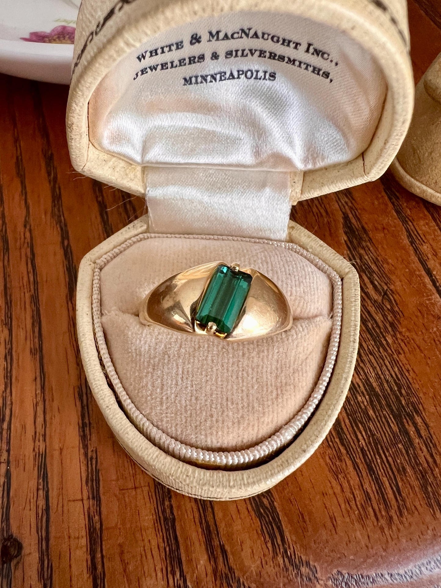 Angled Green TOURMALINE Geometric Gypsy Band Ring French Vintage 18k Gold Unisex Step Emerald Cut Unique Stacker Romantic Gift Man Or