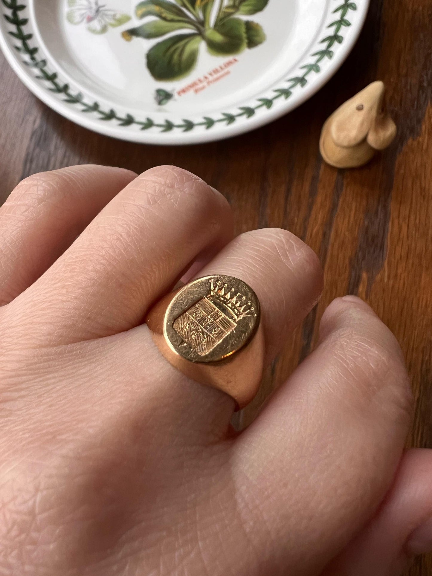 LOCKET Ring French Nobility HEAVY 112g 18k Gold Count's CROWN Chunky Signet Victorian Floral Wax Seal Unisex Man Band Stacker Engraved Noble