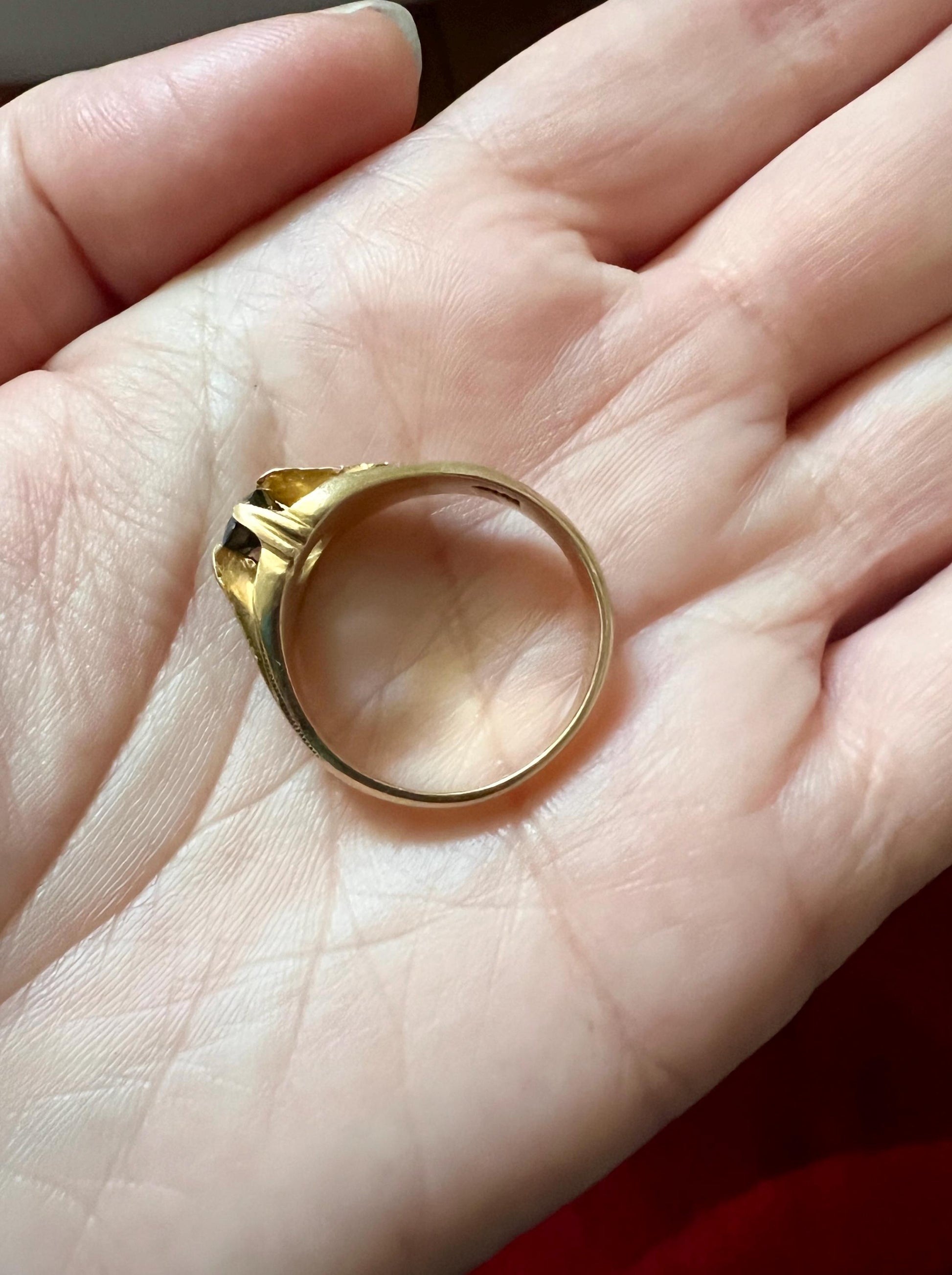 Antique VICTORIAN Natural SAPPHIRE 14k Gold Solitaire Ring Chunky Glowing Patina Blue Oval Prong Set Stacker Romantic Gift Unisex Unique Man