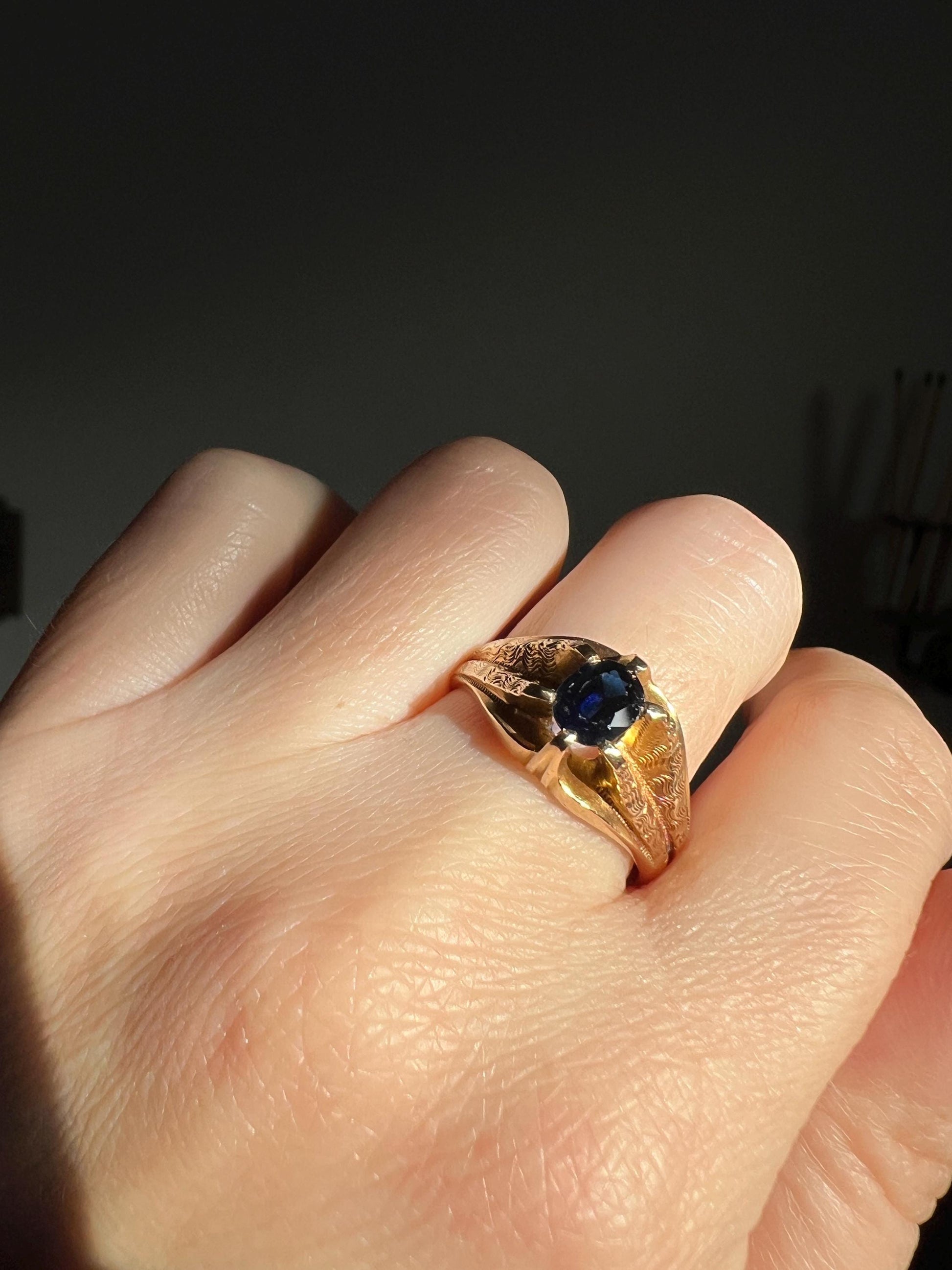 Antique VICTORIAN Natural SAPPHIRE 14k Gold Solitaire Ring Chunky Glowing Patina Blue Oval Prong Set Stacker Romantic Gift Unisex Unique Man