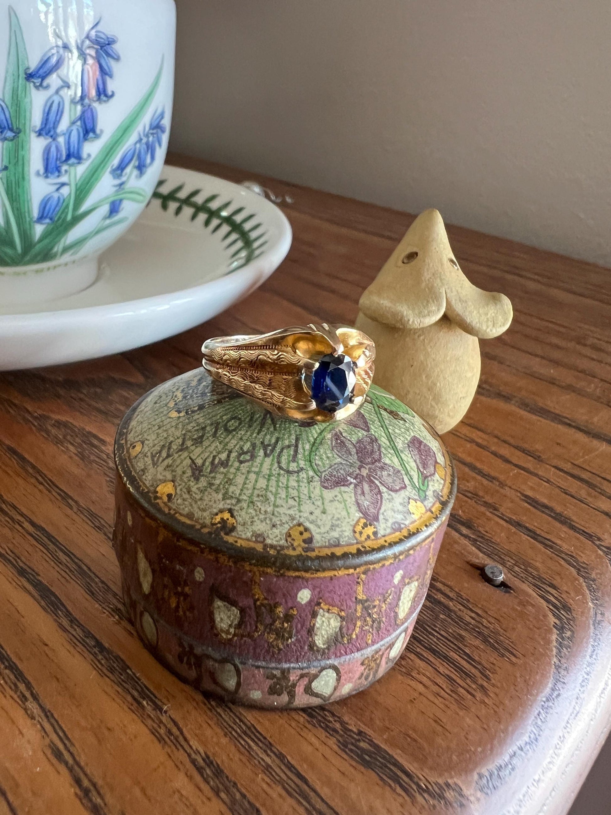 Antique VICTORIAN Natural SAPPHIRE 14k Gold Solitaire Ring Chunky Glowing Patina Blue Oval Prong Set Stacker Romantic Gift Unisex Unique Man