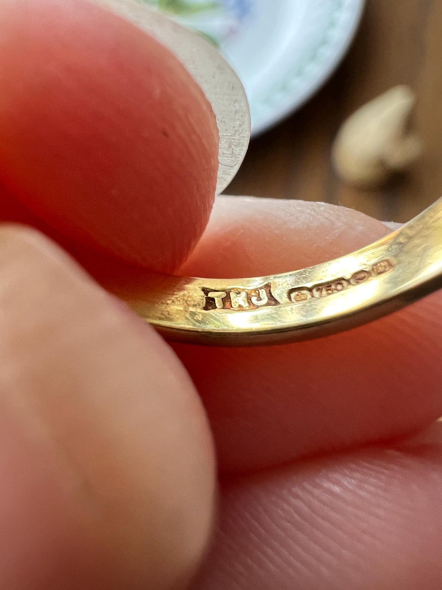 Antique Three Stone 1.8 Carat Old Mine Cut DiAMOND Ring 18k GOLD Chunky Tall Stacker Romantic Gift Art Deco OMC Sparkly Stackable Band