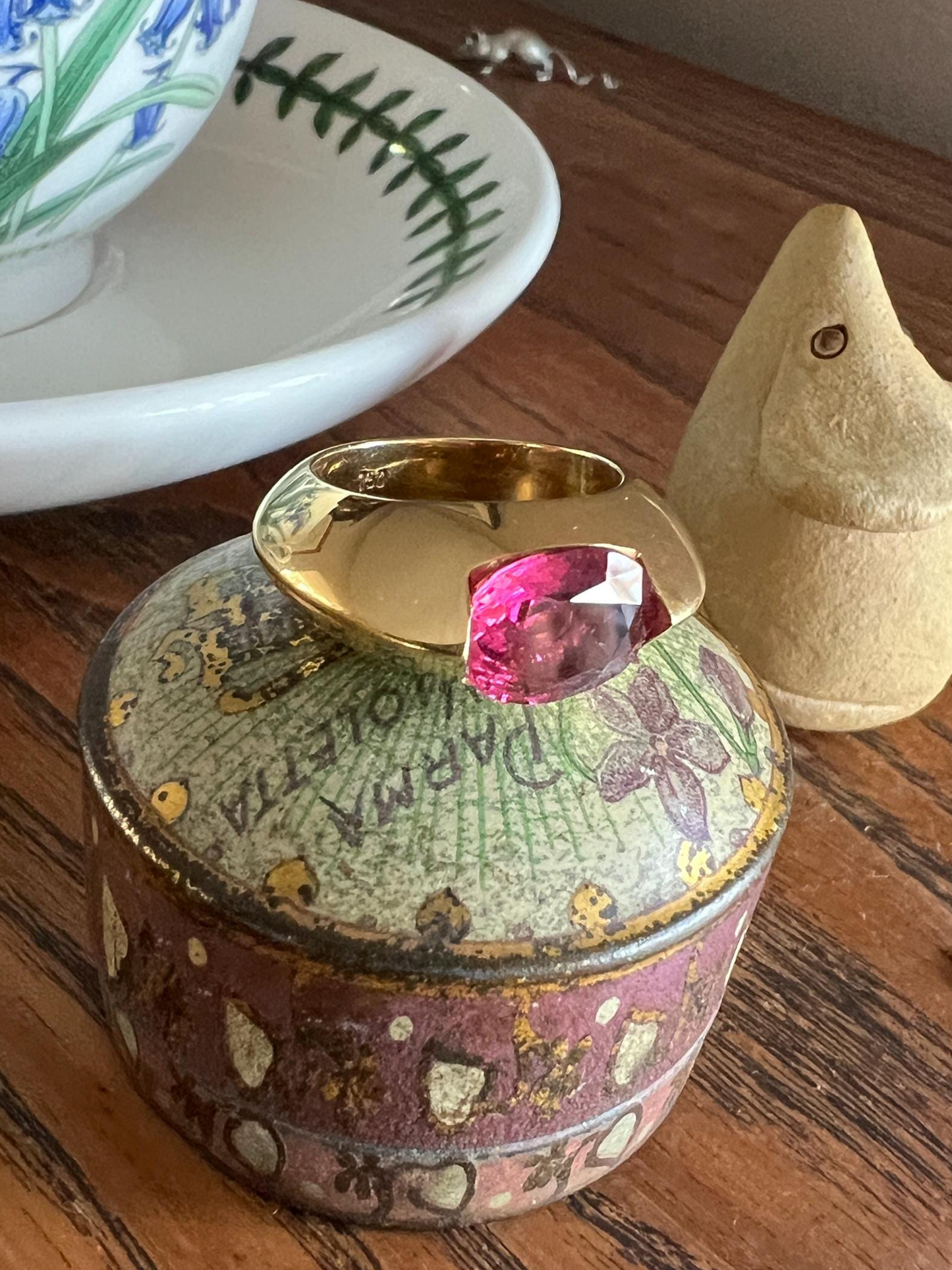 MEGA Natural Pink TOURMALINE Knife Edge Domed Bombe Ring Band French Vintage Preowned HEAVY 13.6g 18k Gold Retro Statement Stacker