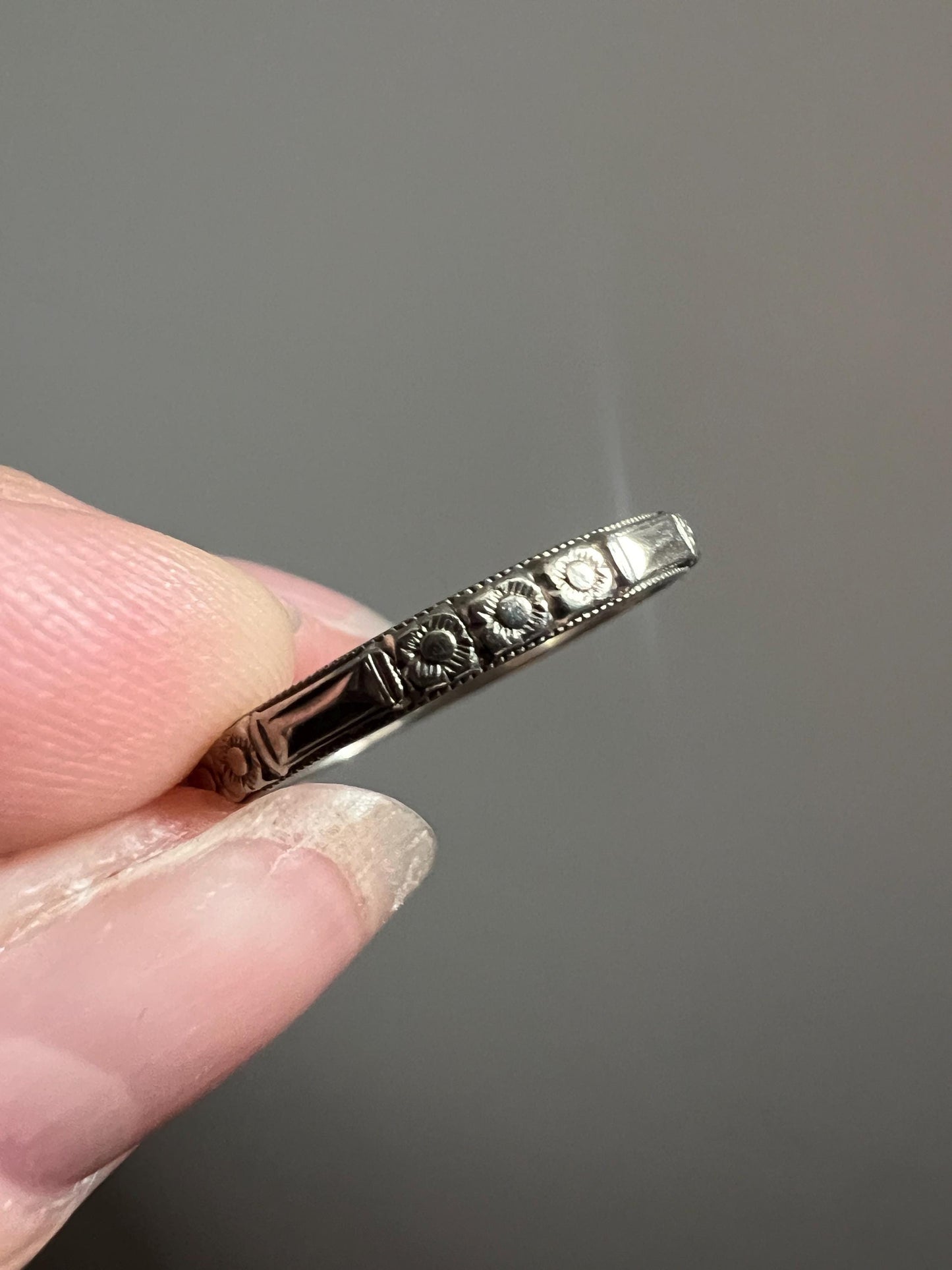 Sunflower? Orange Blossom 18k White Gold Floral Embossed Antique Sz 8.25 Wedding Band Forget Me Not Ring Skinny Floral Eternity Gift Stack
