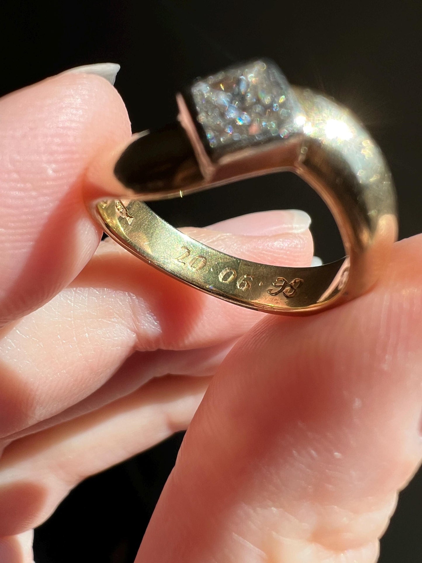 Vintage PRINCESS Cut Diamond Eye Clean 18k Gold Heavy Swirl Bezel Set Stacker Band Chunky Wedding Crossover Ring Comfort Square Gift Dated